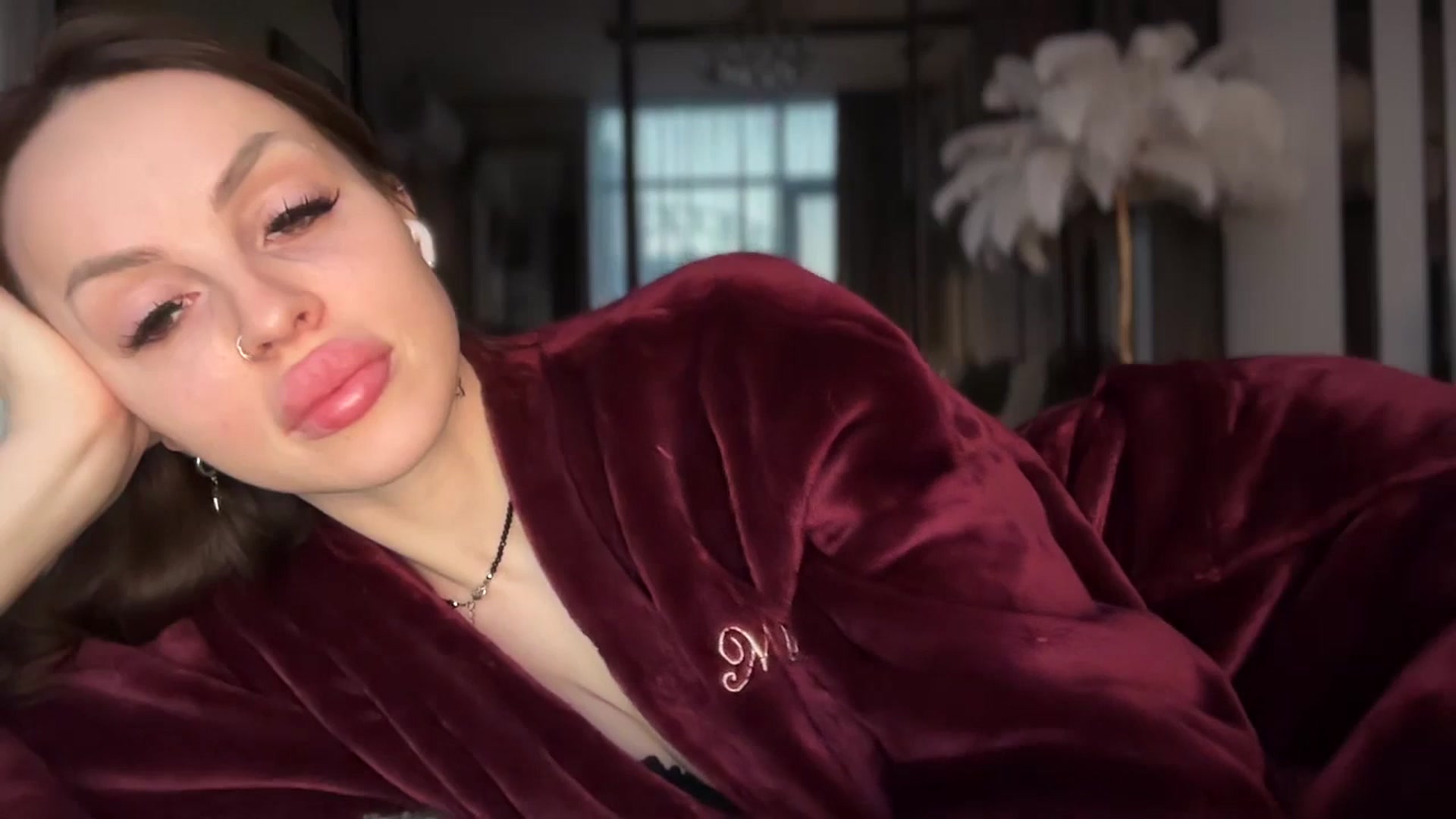 Gallery image thumbnail from UGLYGIRL_'s myfreecams stream on, 01/11/2026, 06:02 image 14 of 20