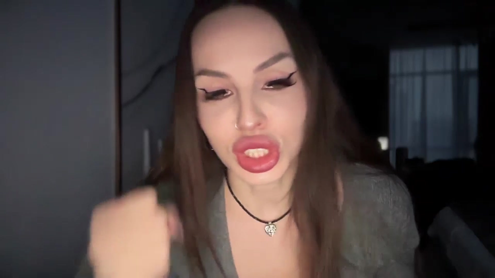 Gallery image thumbnail from UGLYGIRL_'s myfreecams stream on, 01/11/2026, 14:40 image 20 of 20