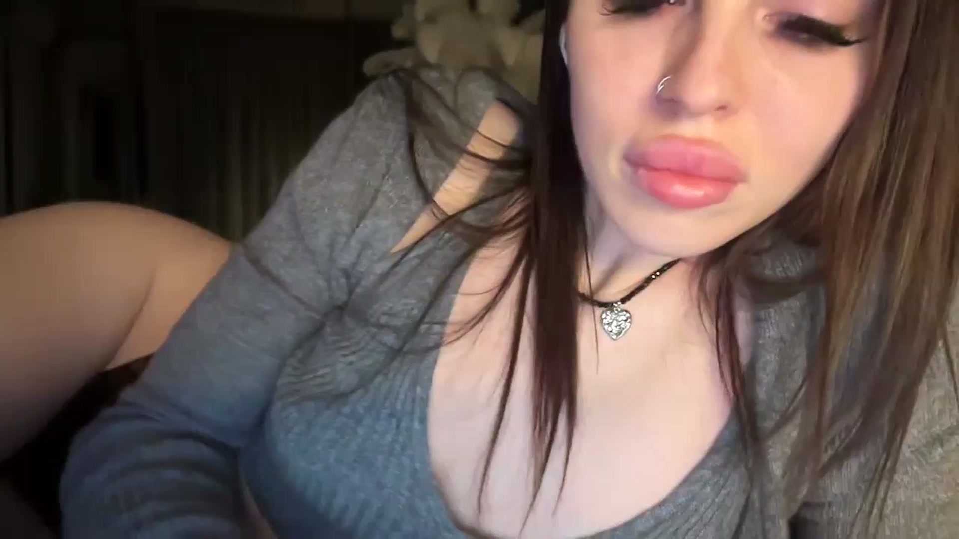 Gallery image thumbnail from UGLYGIRL_'s myfreecams stream on, 01/12/2026, 15:48 image 14 of 20