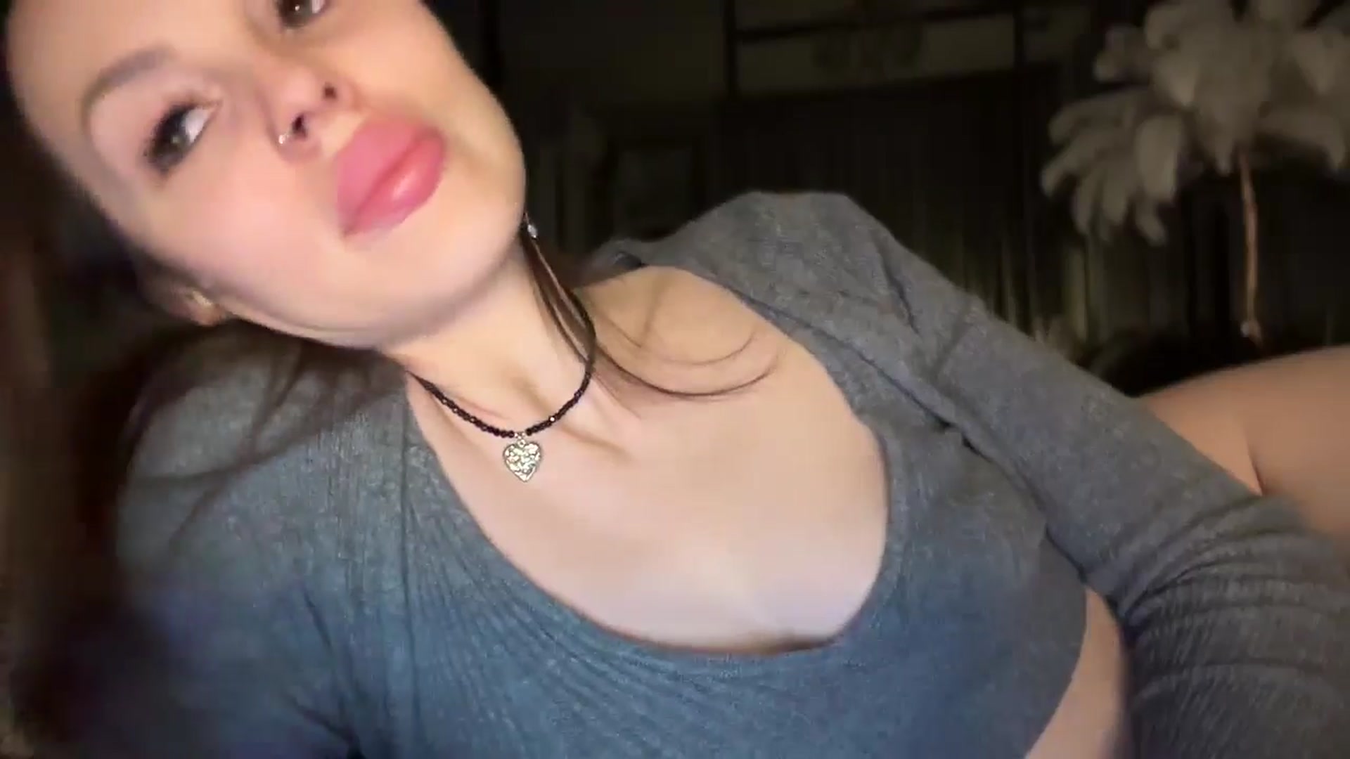 Gallery image thumbnail from UGLYGIRL_'s myfreecams stream on, 01/12/2026, 16:26 image 13 of 20
