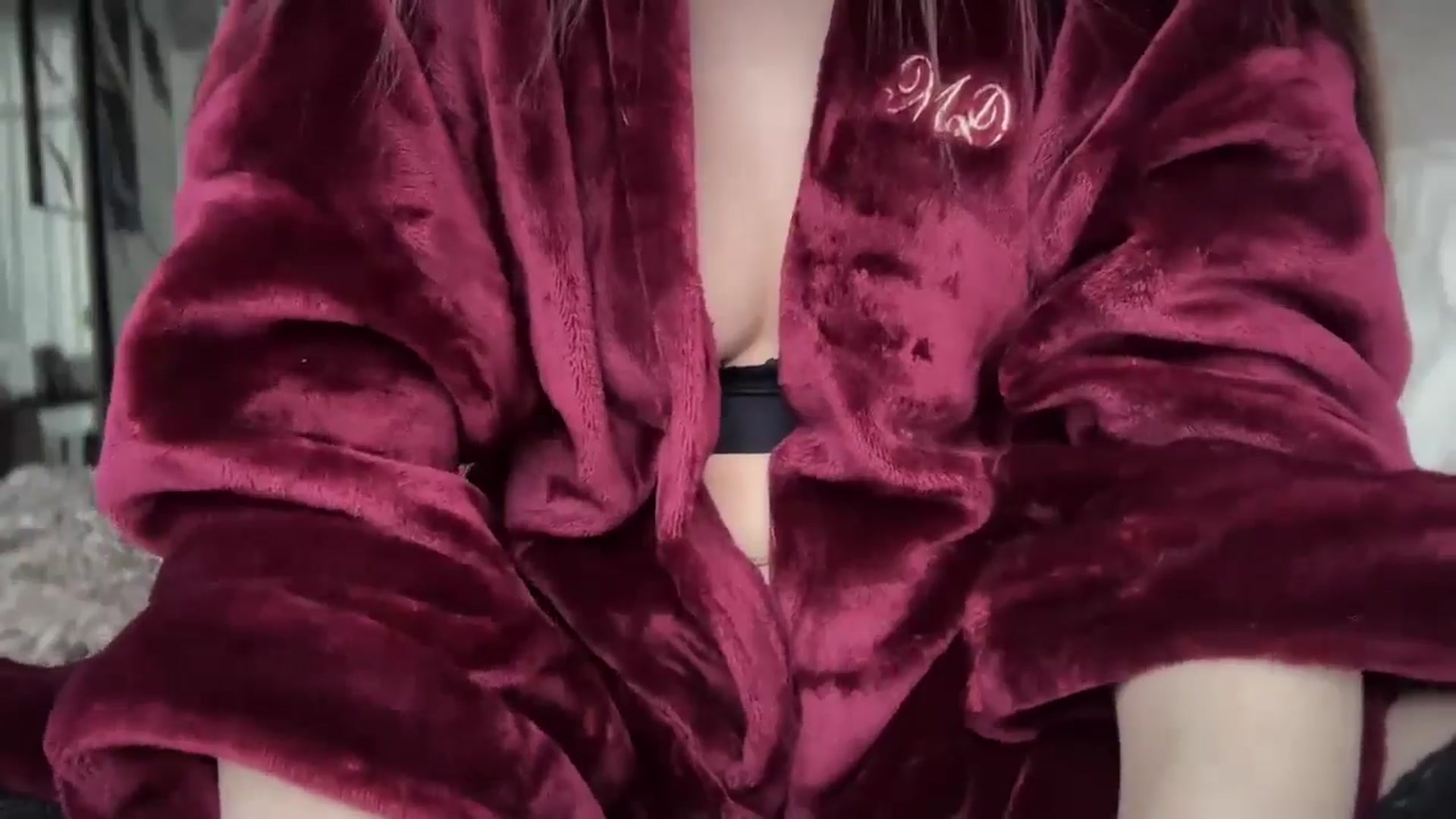 Gallery image thumbnail from UGLYGIRL_'s myfreecams stream on, 01/13/2026, 13:21 image 15 of 20