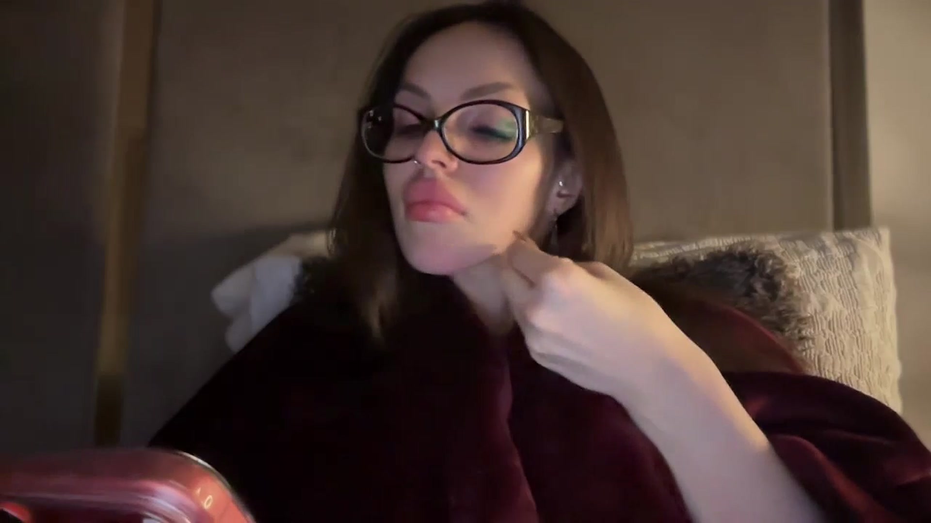 Gallery image thumbnail from UGLYGIRL_'s myfreecams stream on, 01/13/2026, 15:26 image 3 of 20