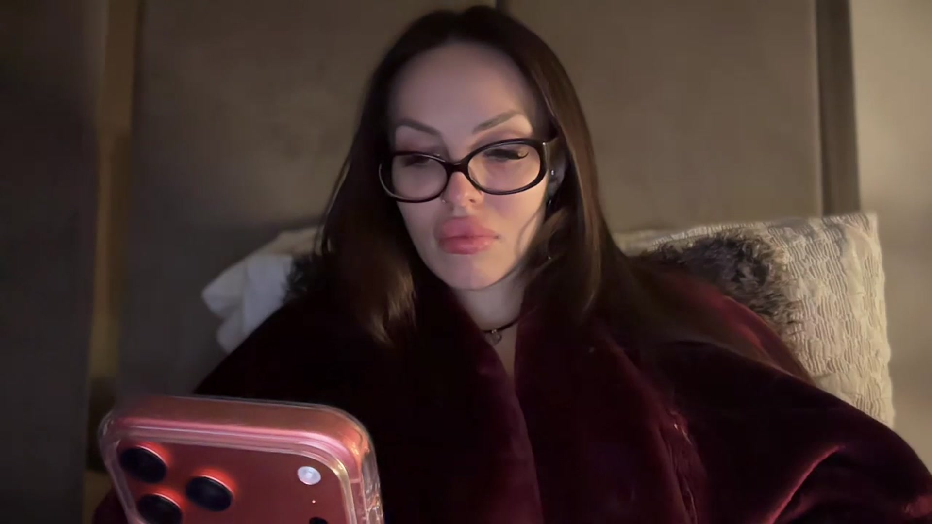 Gallery image thumbnail from UGLYGIRL_'s myfreecams stream on, 01/13/2026, 15:26 image 6 of 20