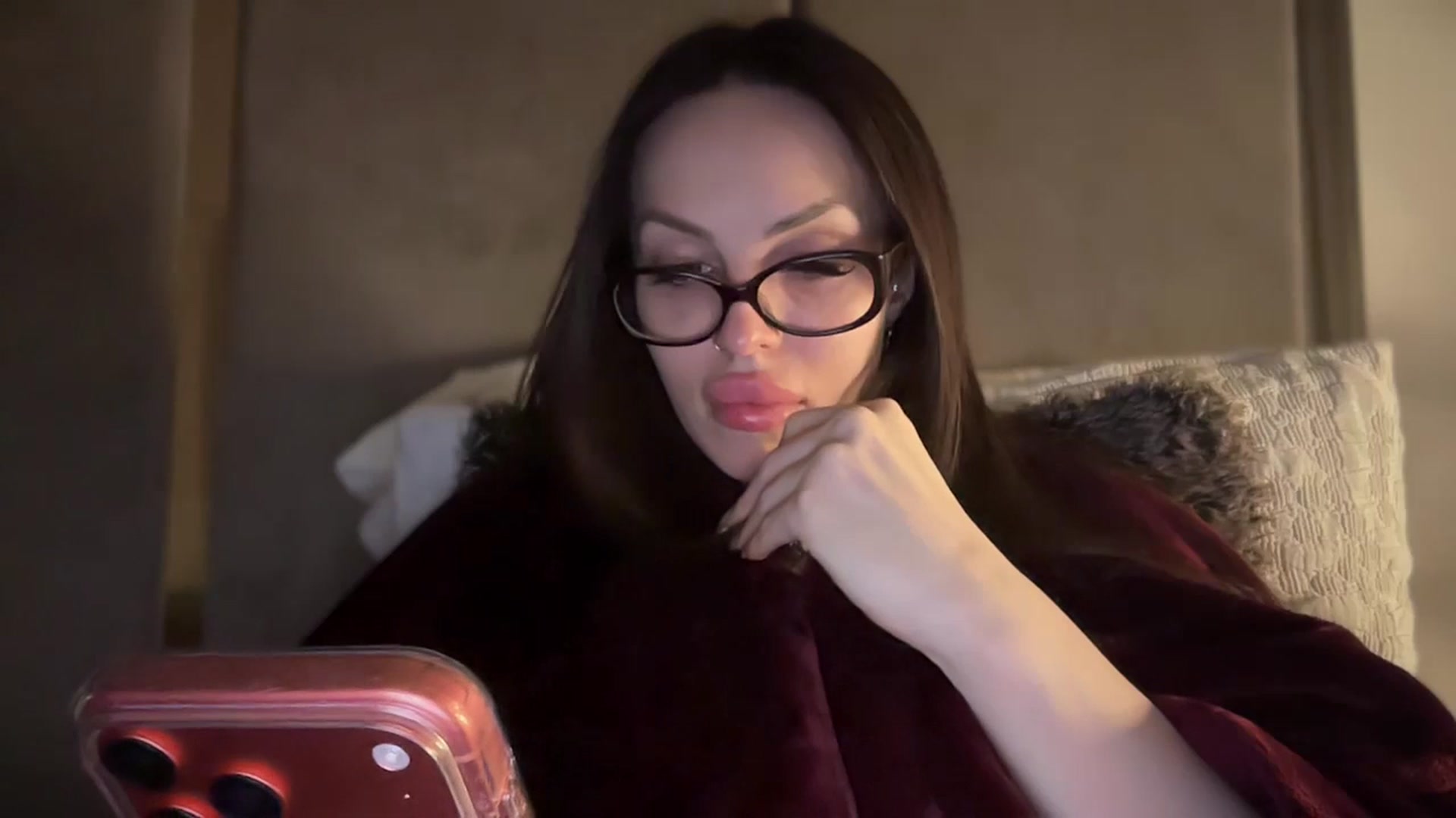 Gallery image thumbnail from UGLYGIRL_'s myfreecams stream on, 01/13/2026, 15:26 image 9 of 20