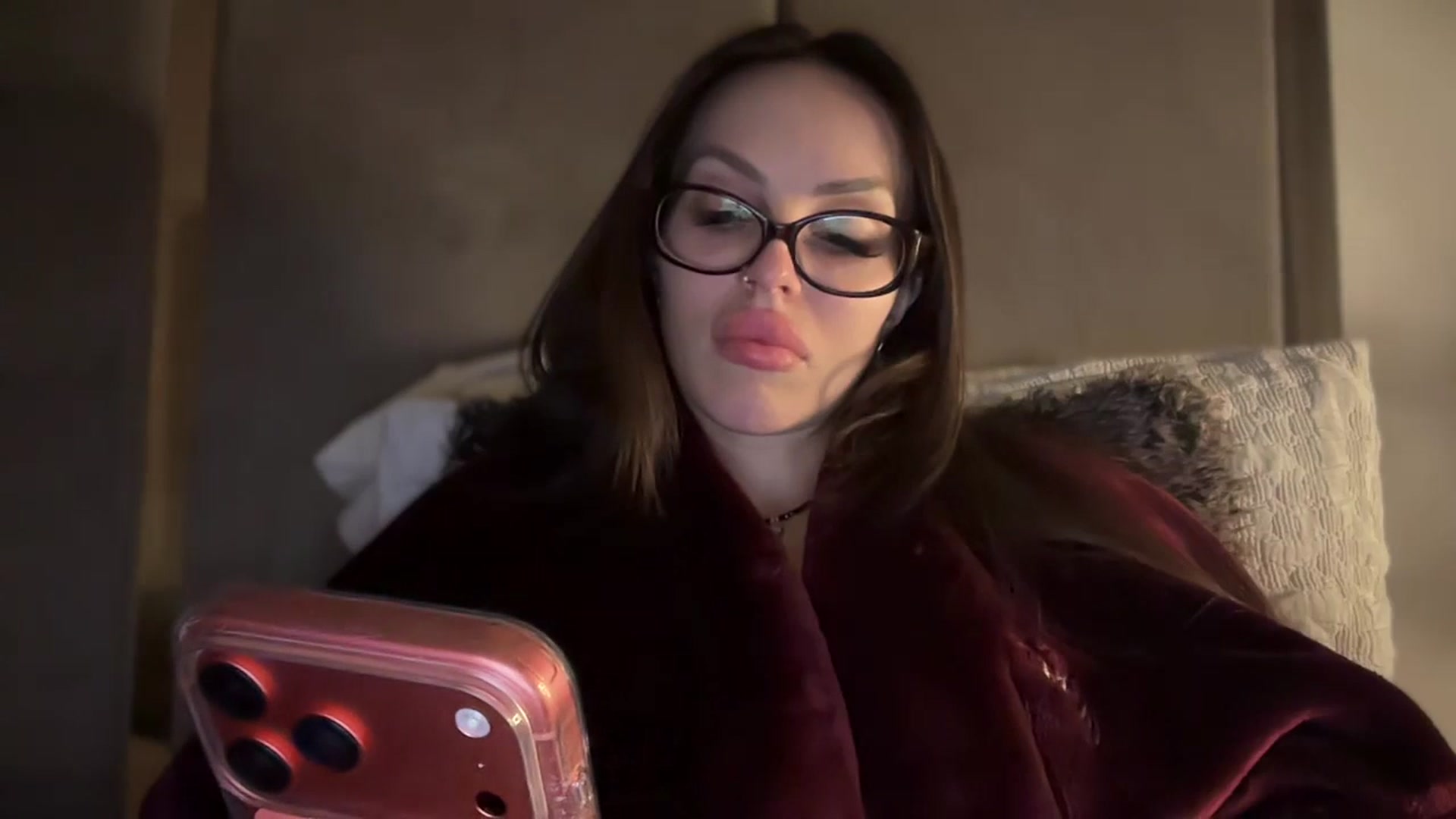 Gallery image thumbnail from UGLYGIRL_'s myfreecams stream on, 01/13/2026, 15:26 image 5 of 20