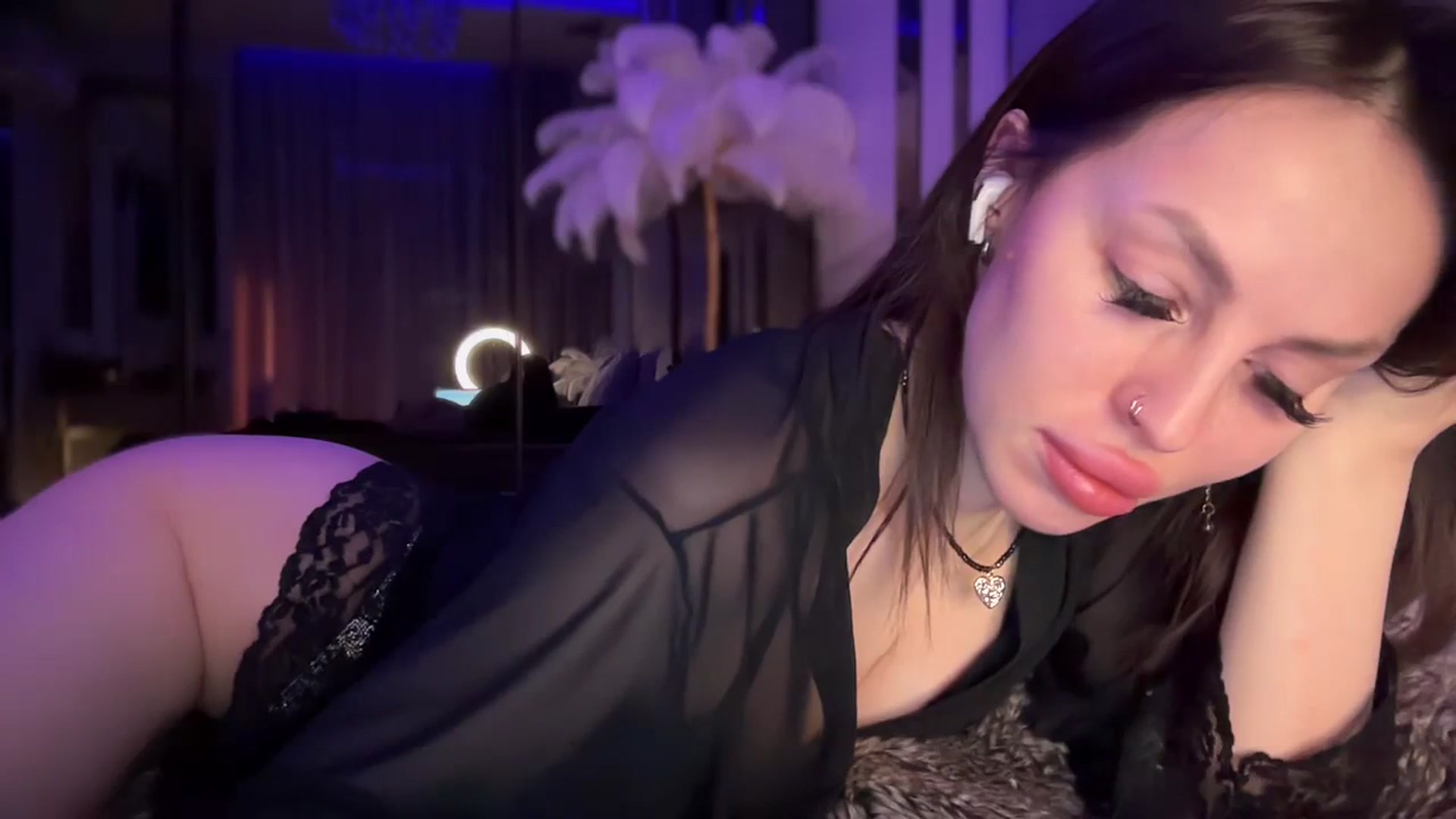 Gallery image thumbnail from UGLYGIRL_'s myfreecams stream on, 01/16/2026, 04:38 image 13 of 20