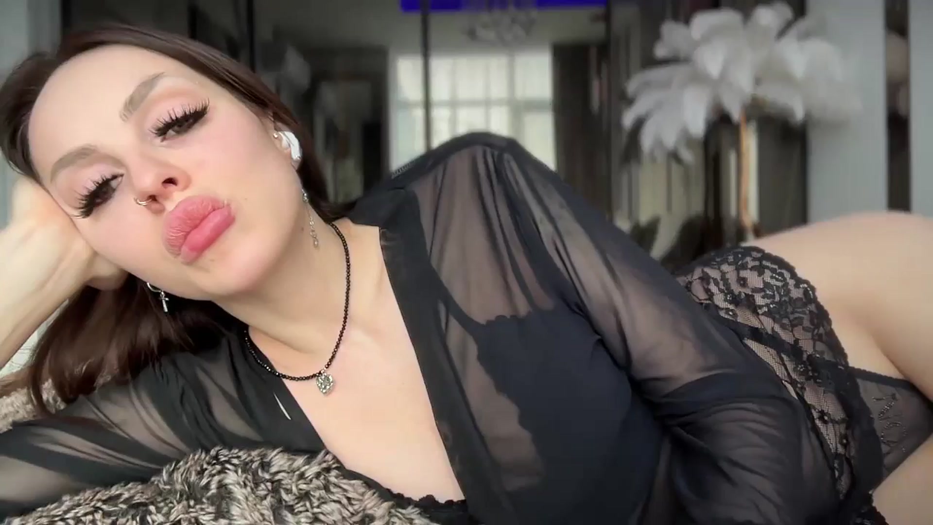 Gallery image thumbnail from UGLYGIRL_'s myfreecams stream on, 01/17/2026, 08:40 image 5 of 20