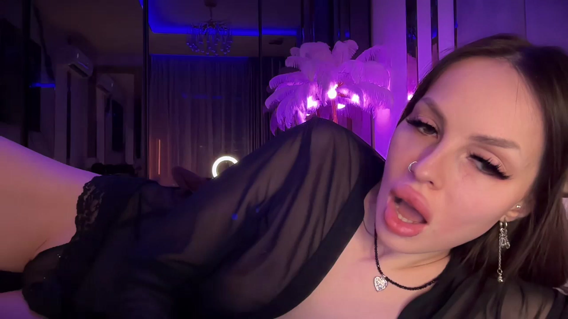 Gallery image thumbnail from UGLYGIRL_'s myfreecams stream on, 01/17/2026, 16:42 image 16 of 20