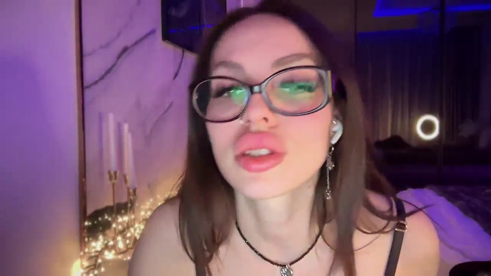 Gallery image thumbnail from UGLYGIRL_'s myfreecams stream on, 01/18/2026, 15:48 image 20 of 20