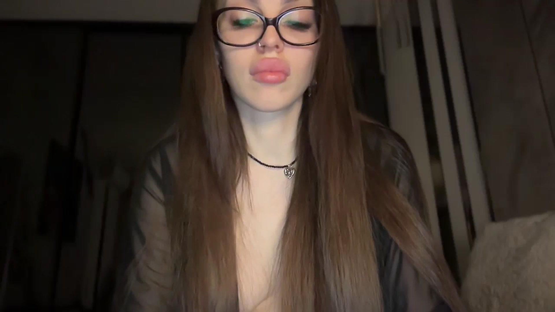Gallery image thumbnail from UGLYGIRL_'s myfreecams stream on, 01/26/2026, 18:36 image 4 of 20