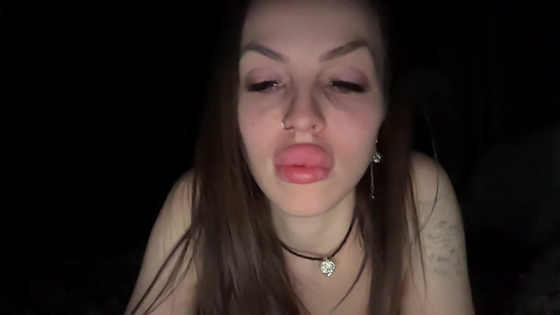 Gallery image thumbnail from UGLYGIRL_'s myfreecams stream on, 01/29/2026, 22:32 image 12 of 20