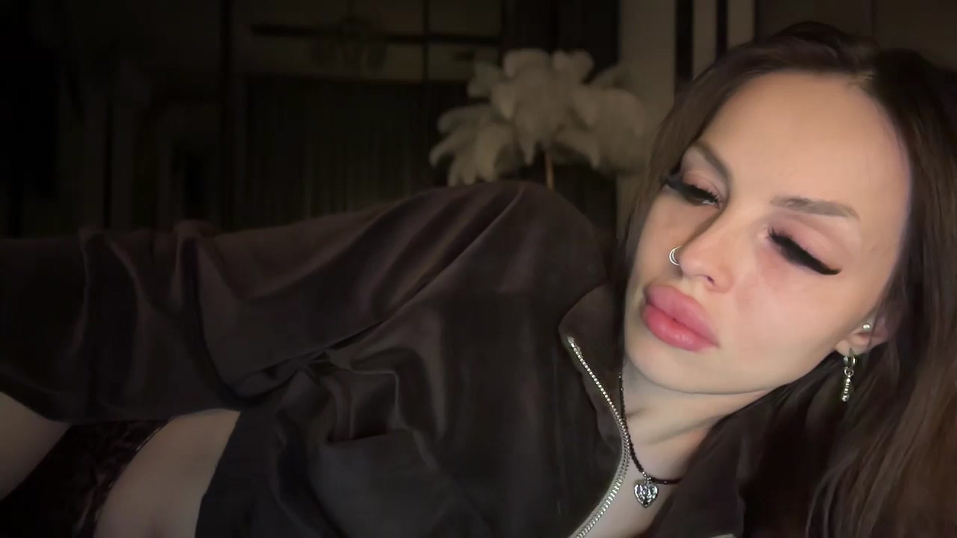 Gallery image thumbnail from UGLYGIRL_'s myfreecams stream on, 01/30/2026, 19:27 image 7 of 20
