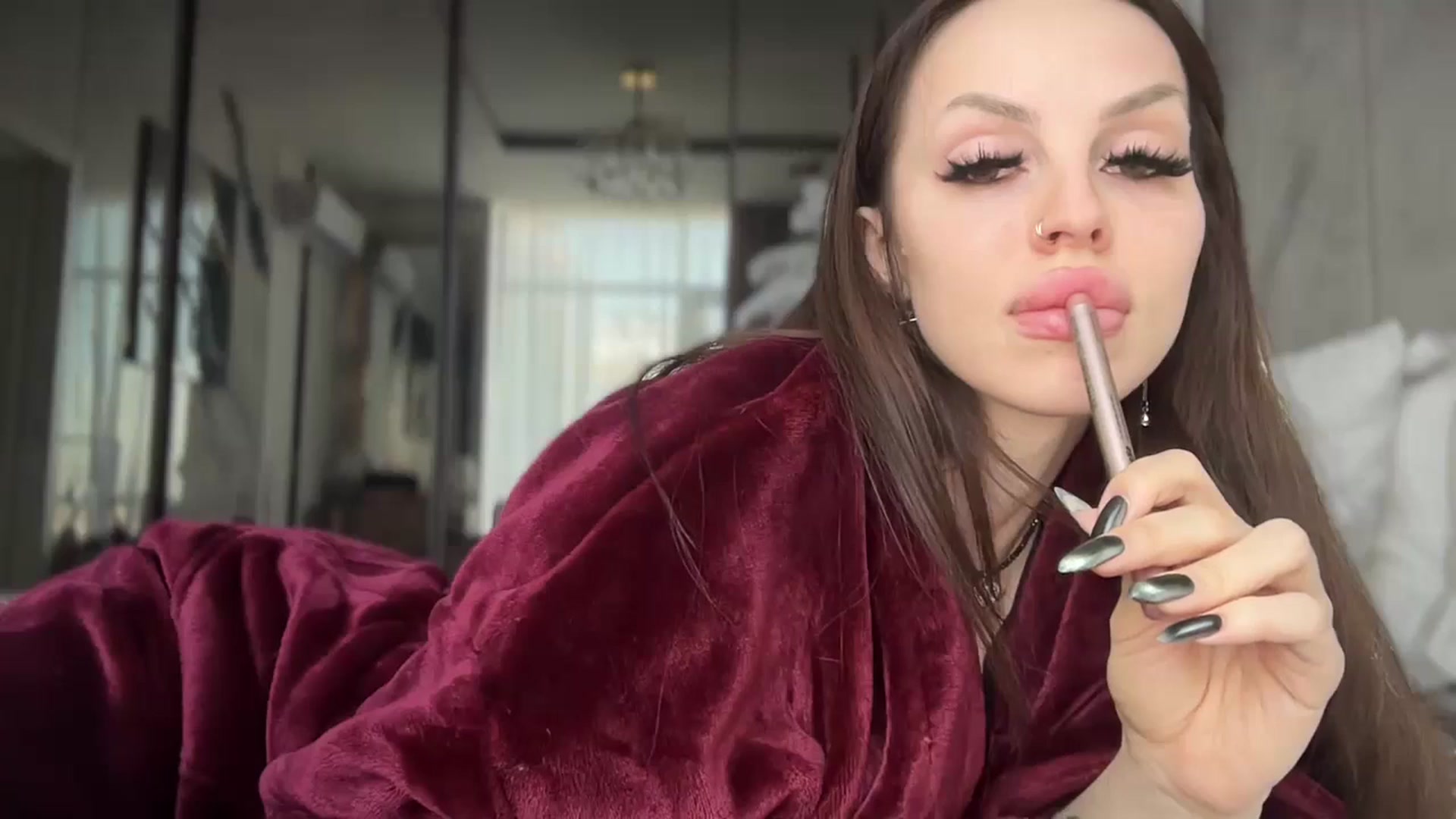 Gallery image thumbnail from UGLYGIRL_'s myfreecams stream on, 02/02/2026, 13:13 image 17 of 20