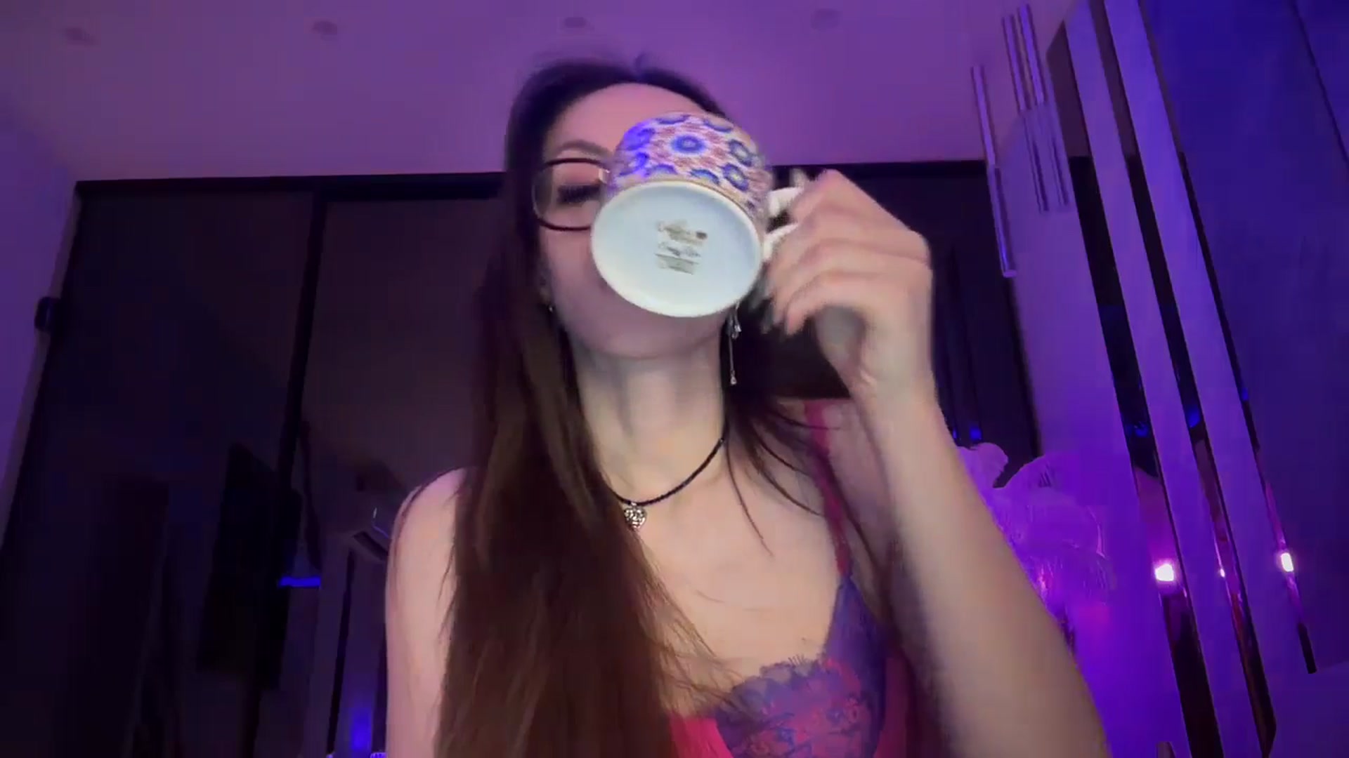 Gallery image thumbnail from UGLYGIRL_'s myfreecams stream on, 02/03/2026, 04:17 image 17 of 20