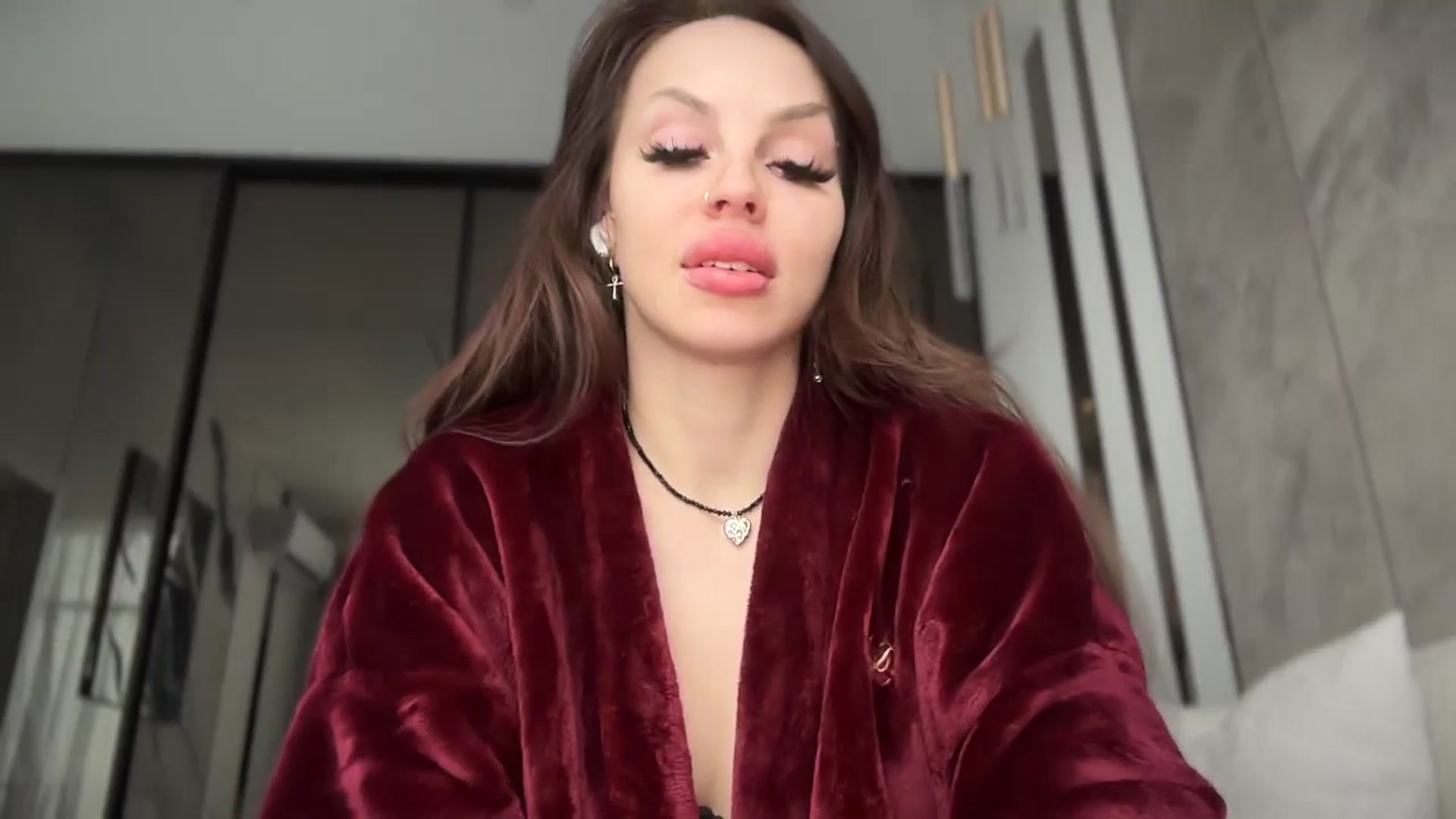 Gallery image thumbnail from UGLYGIRL_'s myfreecams stream on, 02/07/2026, 14:23 image 13 of 20