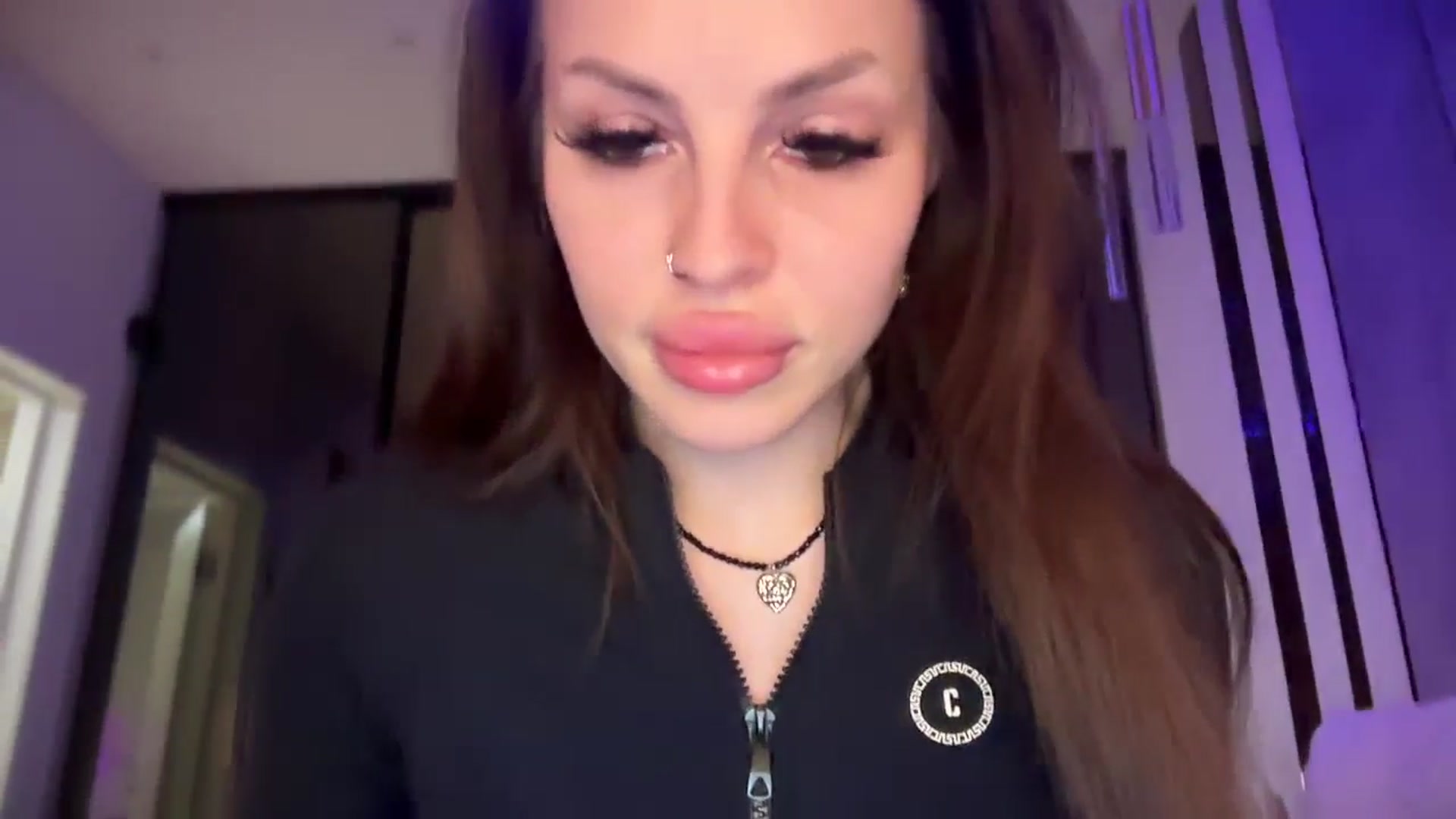 Gallery image thumbnail from UGLYGIRL_'s myfreecams stream on, 02/12/2026, 17:08 image 18 of 20