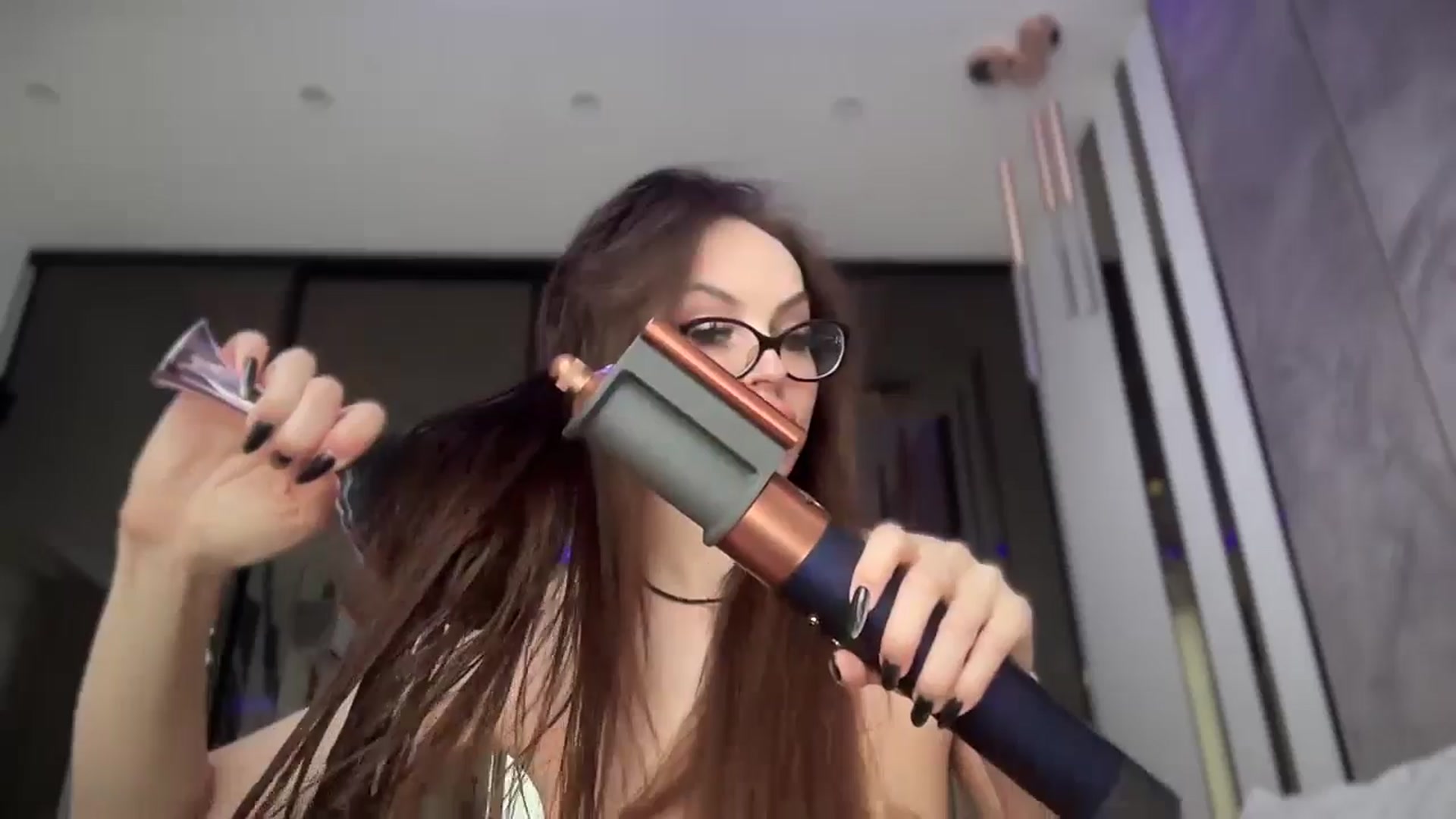 Gallery image thumbnail from UGLYGIRL_'s myfreecams stream on, 02/16/2026, 09:13 image 2 of 20