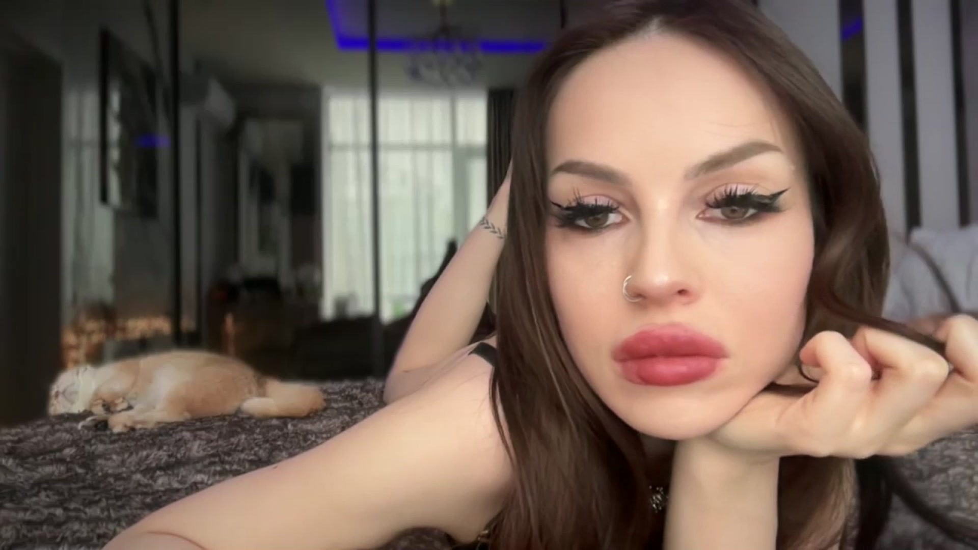 Gallery image thumbnail from UGLYGIRL_'s myfreecams stream on, 02/16/2026, 15:16 image 9 of 20
