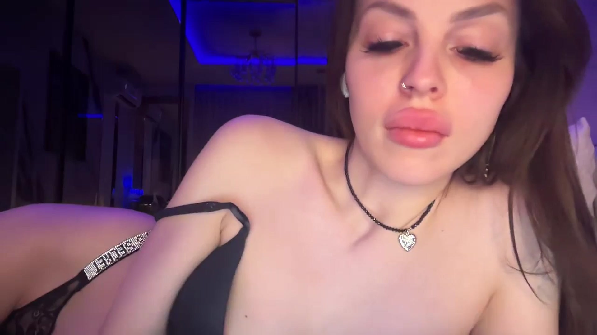 Gallery image thumbnail from UGLYGIRL_'s myfreecams stream on, 02/17/2026, 17:46 image 10 of 20
