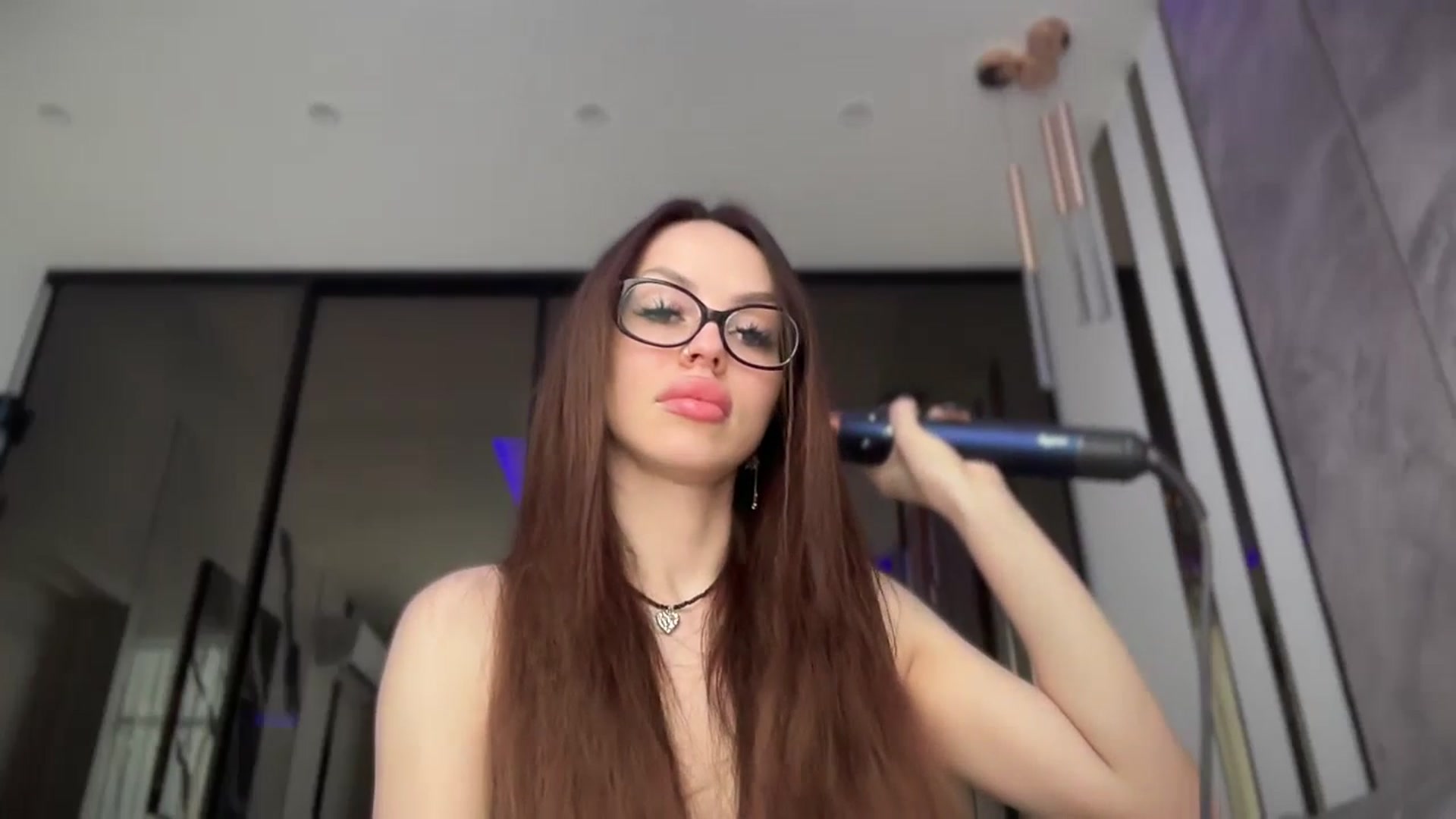 Gallery image thumbnail from UGLYGIRL_'s myfreecams stream on, 02/18/2026, 13:32 image 8 of 20