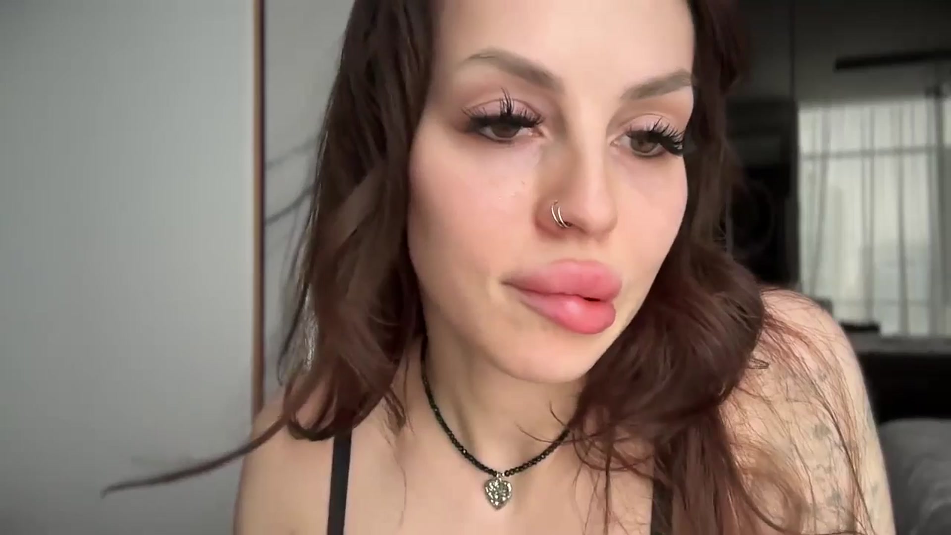 Gallery image thumbnail from UGLYGIRL_'s myfreecams stream on, 02/18/2026, 14:01 image 6 of 20