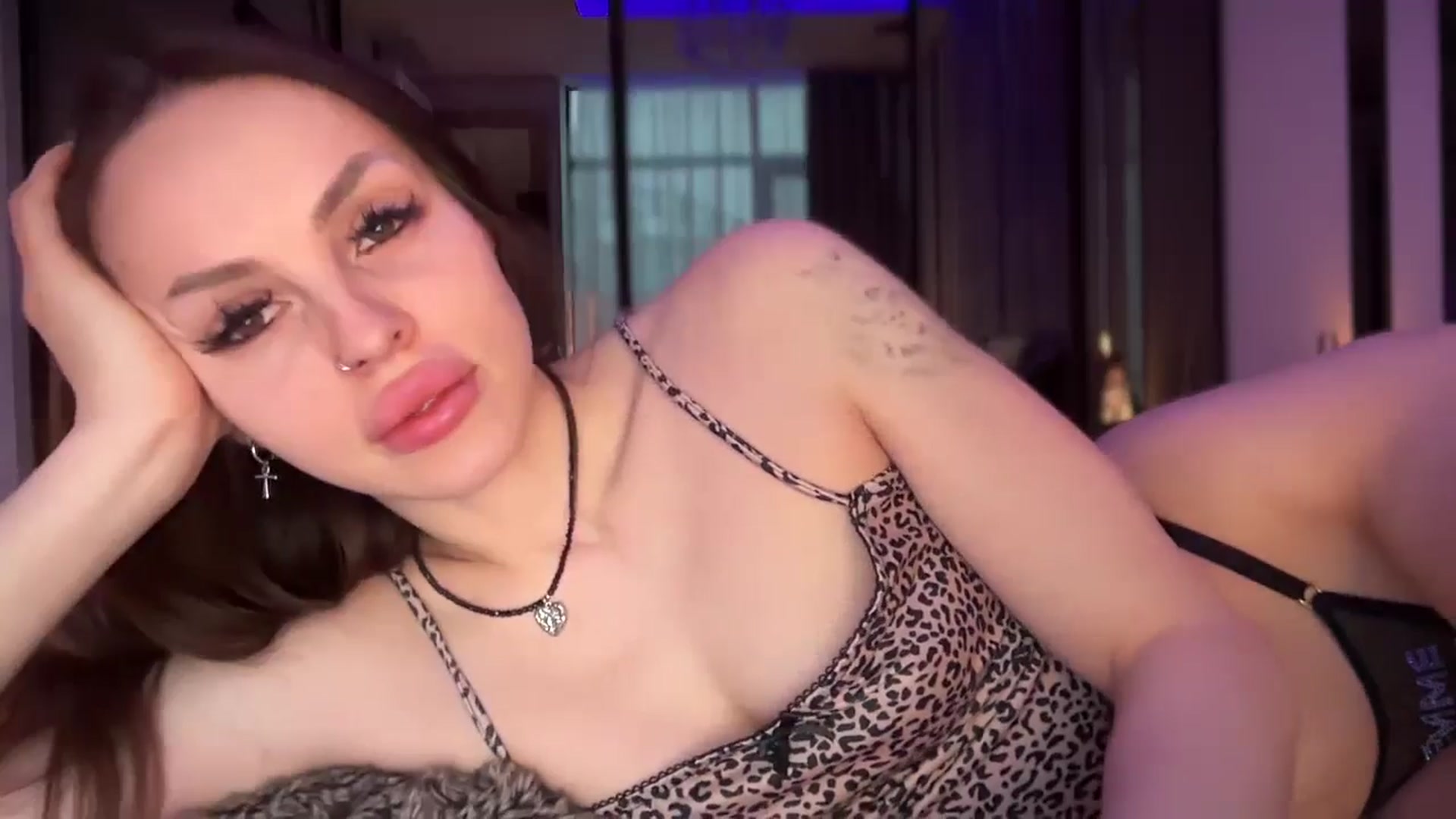 Gallery image thumbnail from UGLYGIRL_'s myfreecams stream on, 02/25/2026, 05:40 image 2 of 20