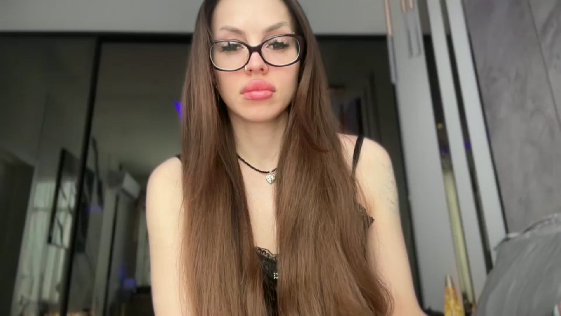 Gallery image thumbnail from UGLYGIRL_'s myfreecams stream on, 02/26/2026, 10:37 image 18 of 20