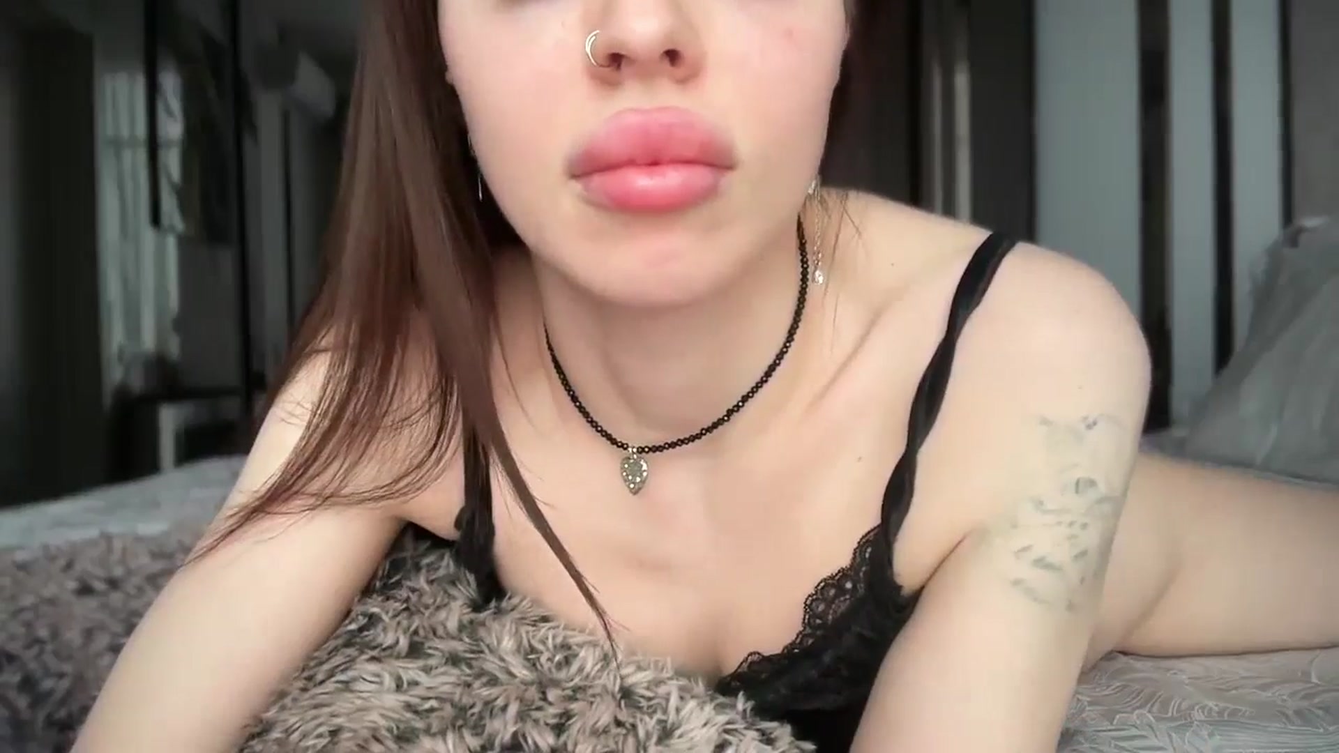 Gallery image thumbnail from UGLYGIRL_'s myfreecams stream on, 02/26/2026, 13:10 image 16 of 20