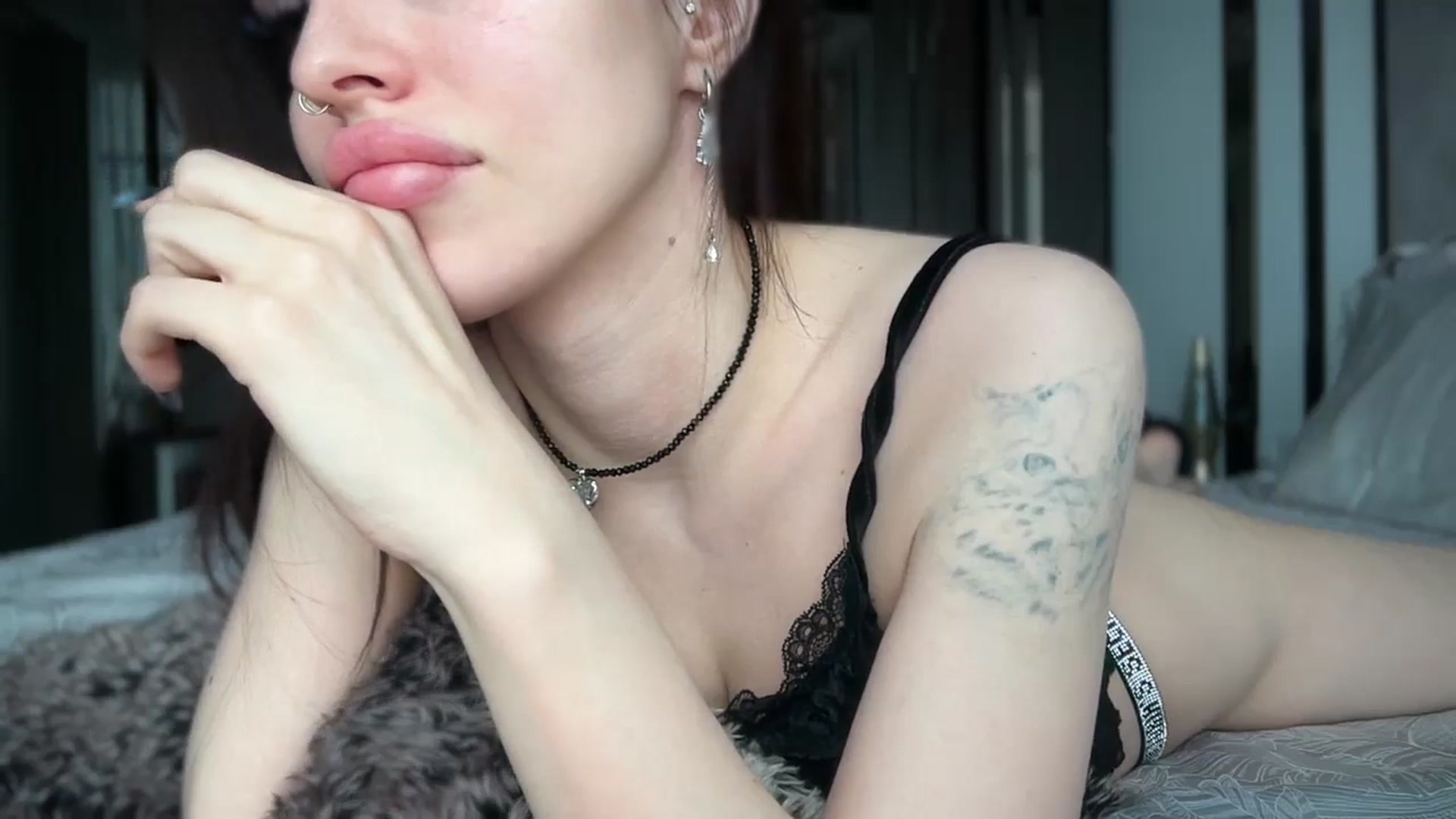 Gallery image thumbnail from UGLYGIRL_'s myfreecams stream on, 02/26/2026, 13:10 image 19 of 20
