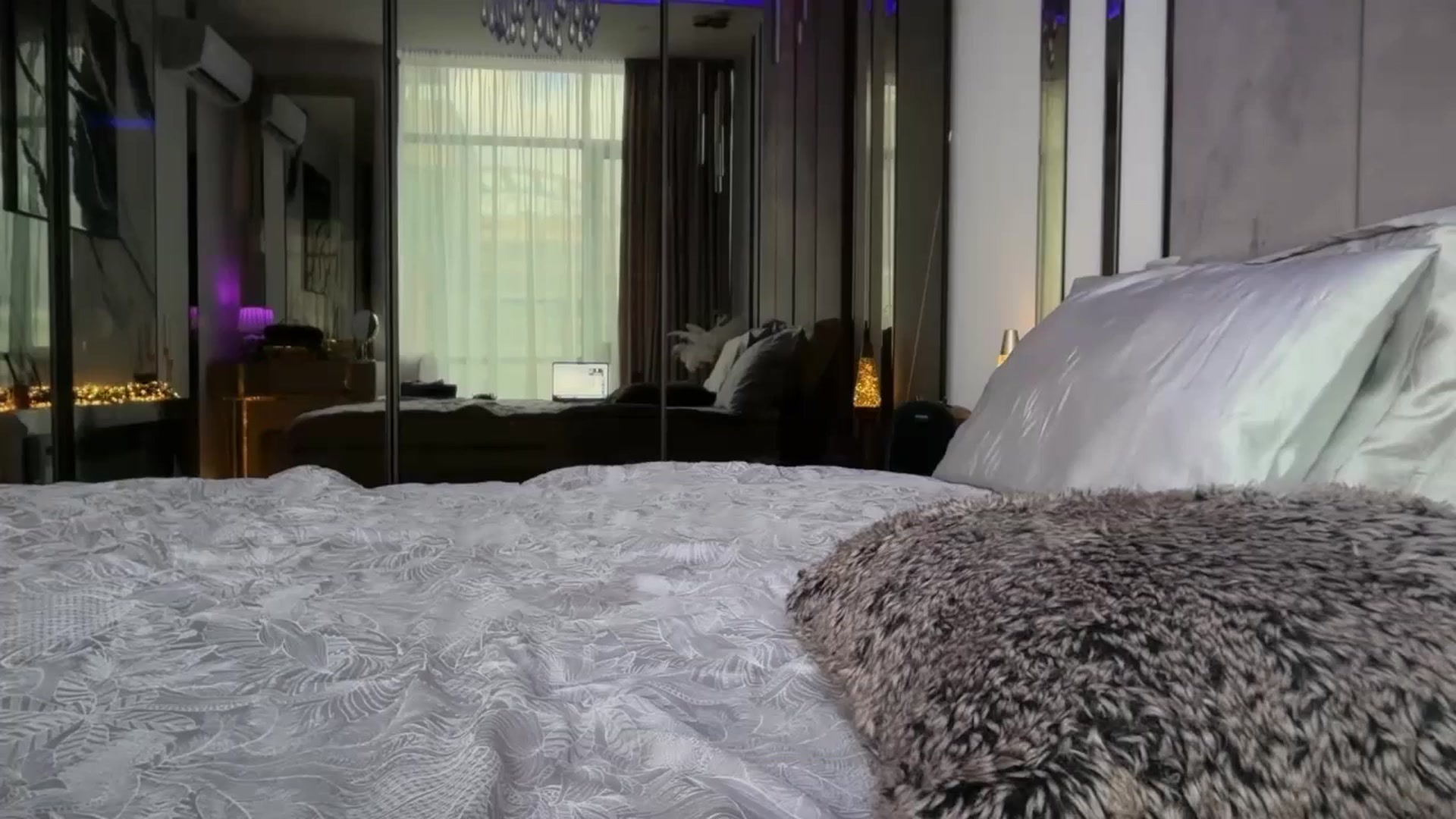 Gallery image thumbnail from UGLYGIRL_'s myfreecams stream on, 03/02/2026, 15:04 image 10 of 20