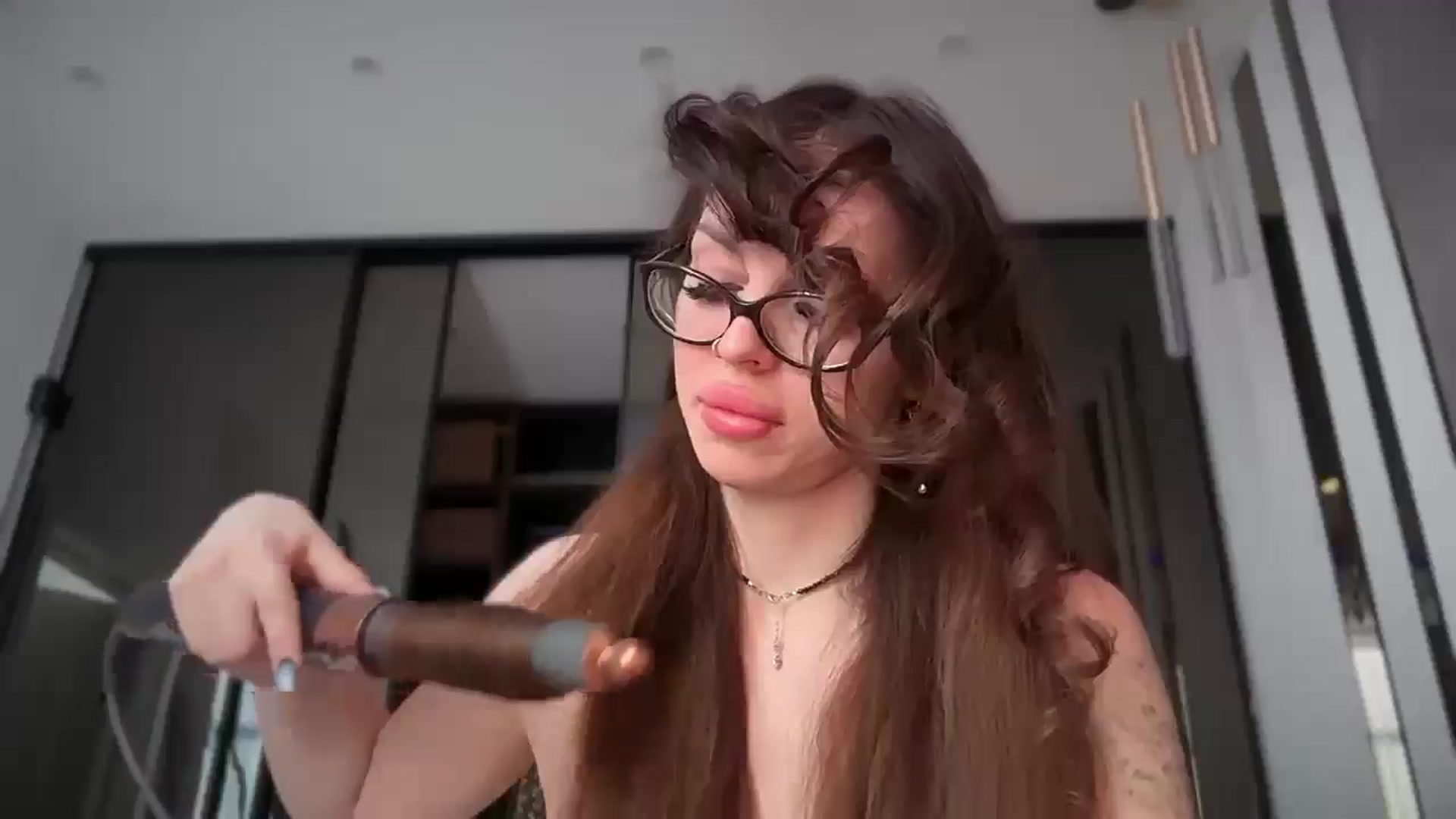 Gallery image thumbnail from UGLYGIRL_'s myfreecams stream on, 03/10/2026, 06:35 image 14 of 20