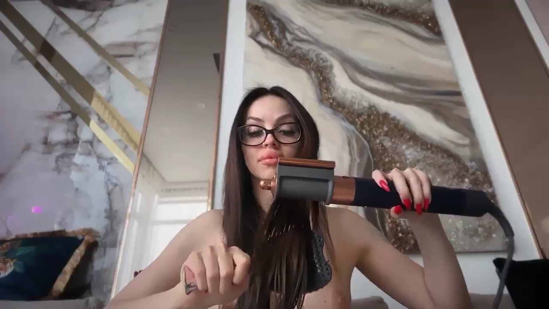 Gallery image thumbnail from UGLYGIRL_'s myfreecams stream on, 03/29/2026, 12:34 image 17 of 20