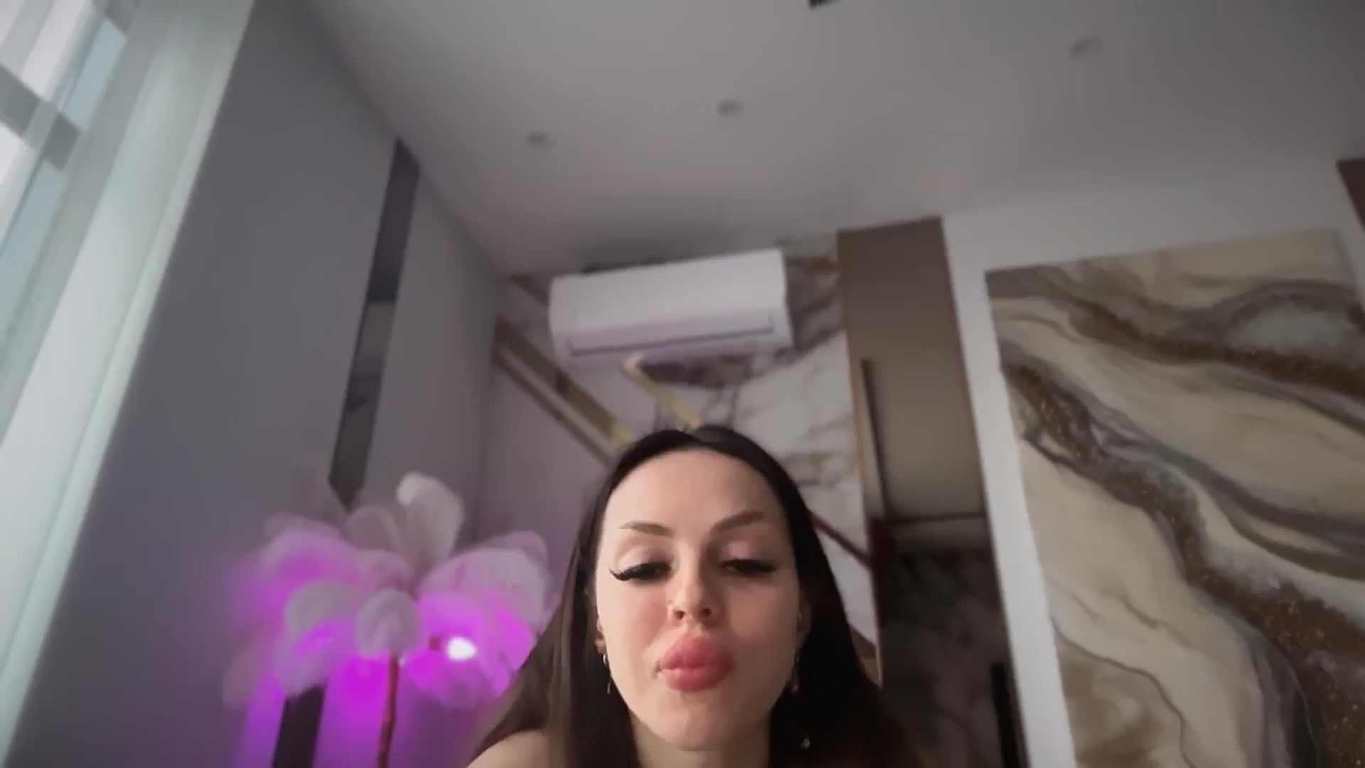 Gallery image thumbnail from UGLYGIRL_'s myfreecams stream on, 04/03/2026, 09:42 image 13 of 20
