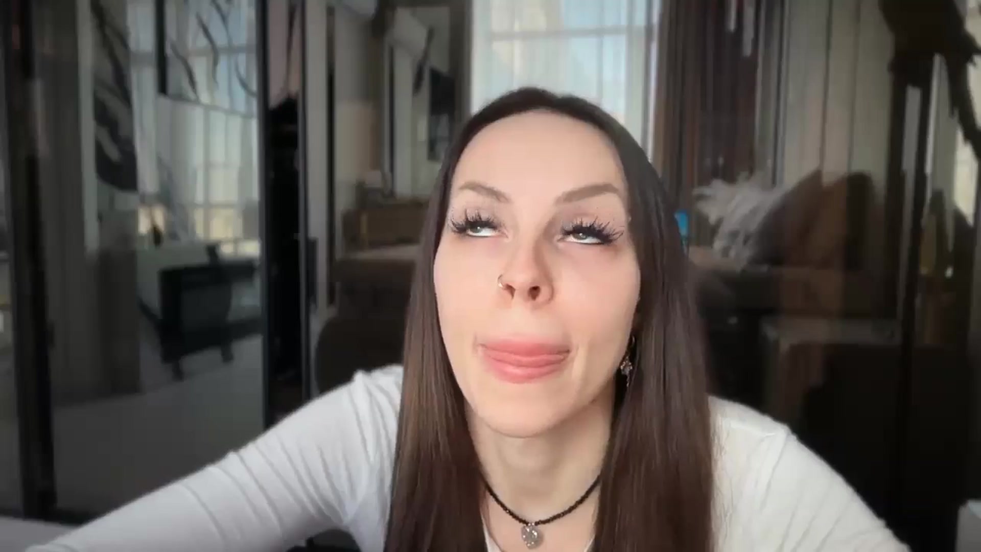 Gallery image thumbnail from UGLYGIRL_'s myfreecams stream on, 04/15/2026, 12:03 image 18 of 20
