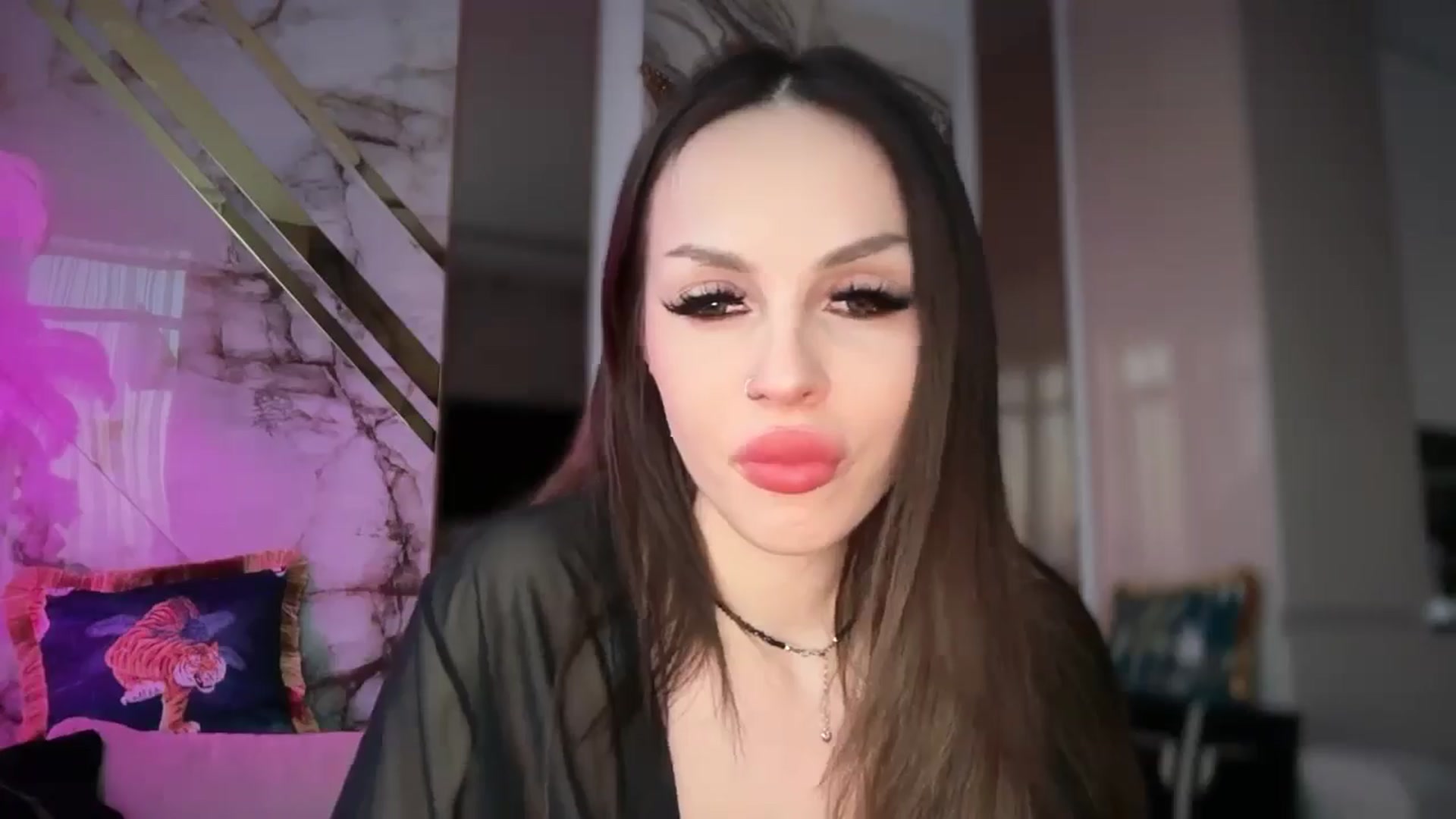 Gallery image thumbnail from UGLYGIRL_'s myfreecams stream on, 04/28/2026, 17:10 image 19 of 20