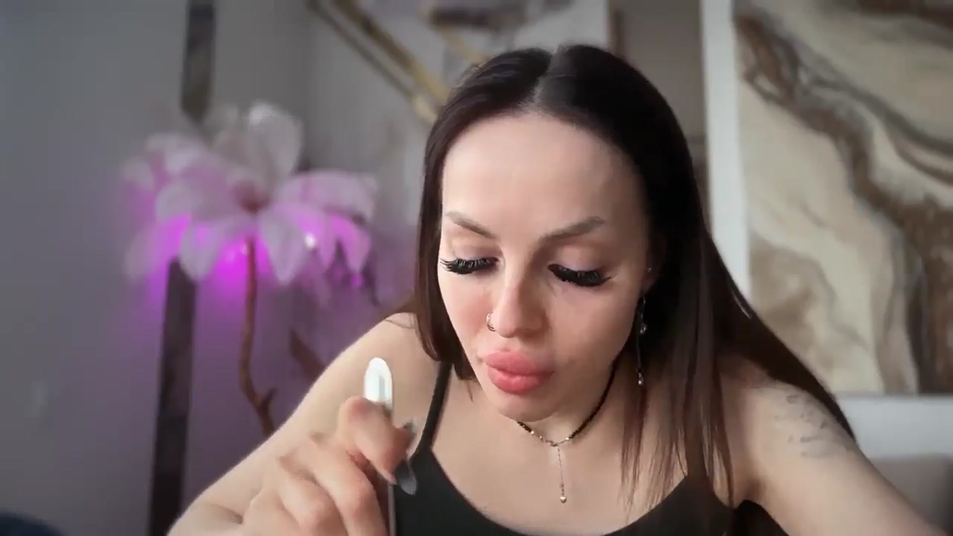 Gallery image thumbnail from UGLYGIRL_'s myfreecams stream on, 04/29/2026, 13:26 image 11 of 20