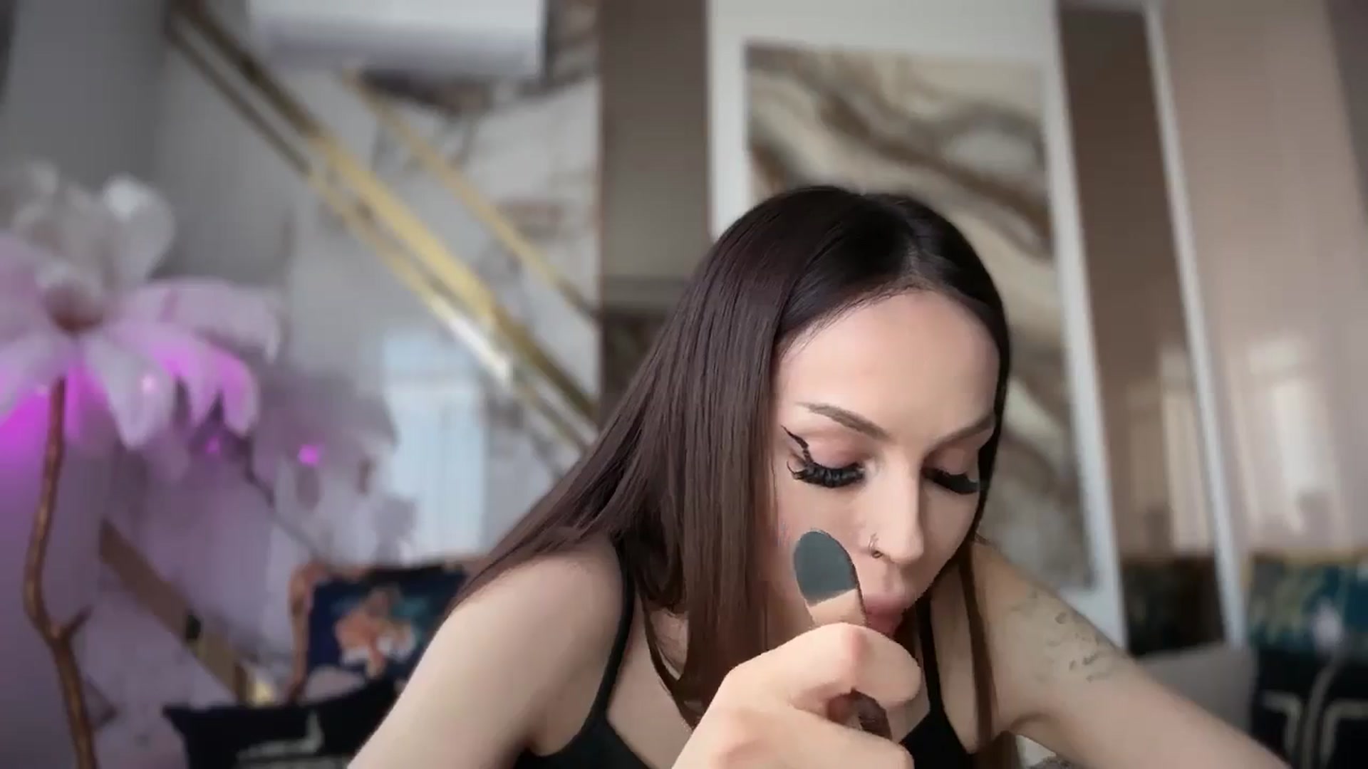 Gallery image thumbnail from UGLYGIRL_'s myfreecams stream on, 05/08/2026, 12:15 image 20 of 20