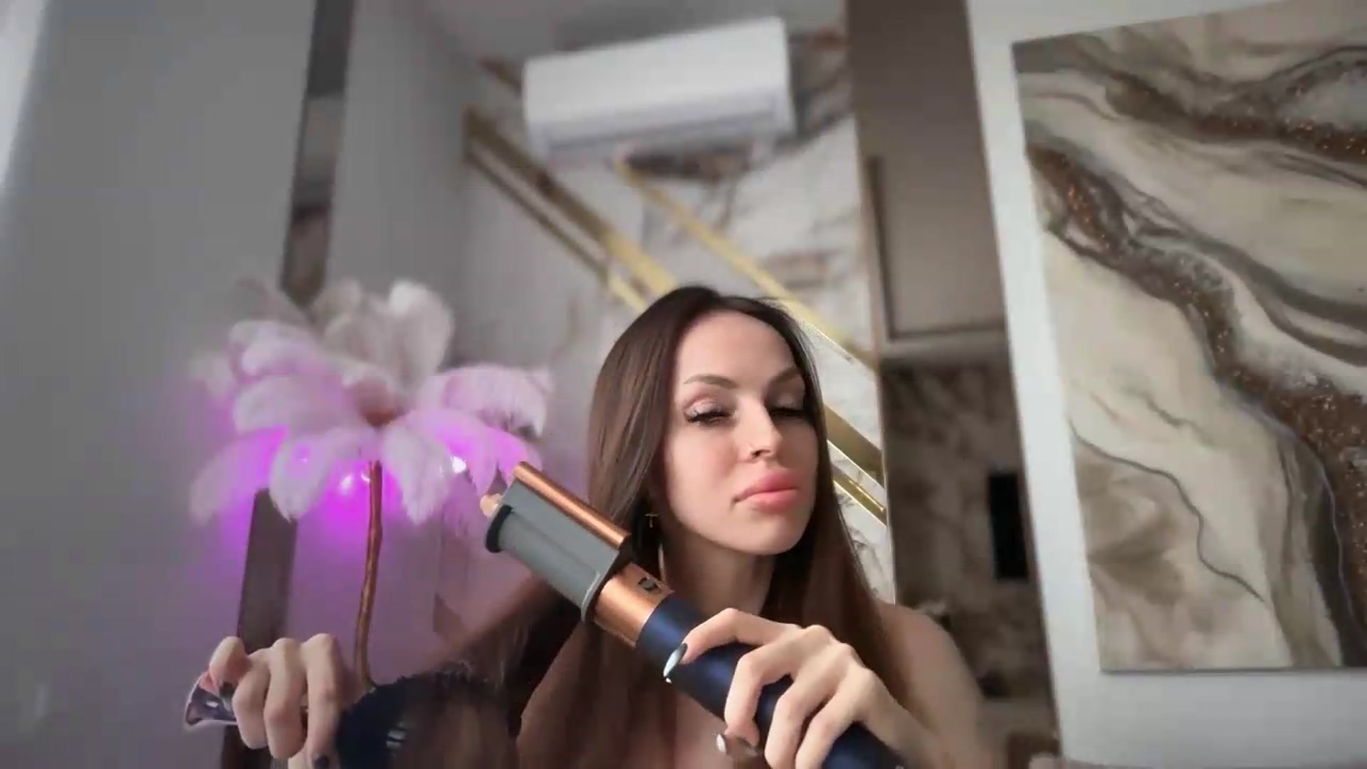 Gallery image thumbnail from UGLYGIRL_'s myfreecams stream on, 05/09/2026, 13:42 image 17 of 20