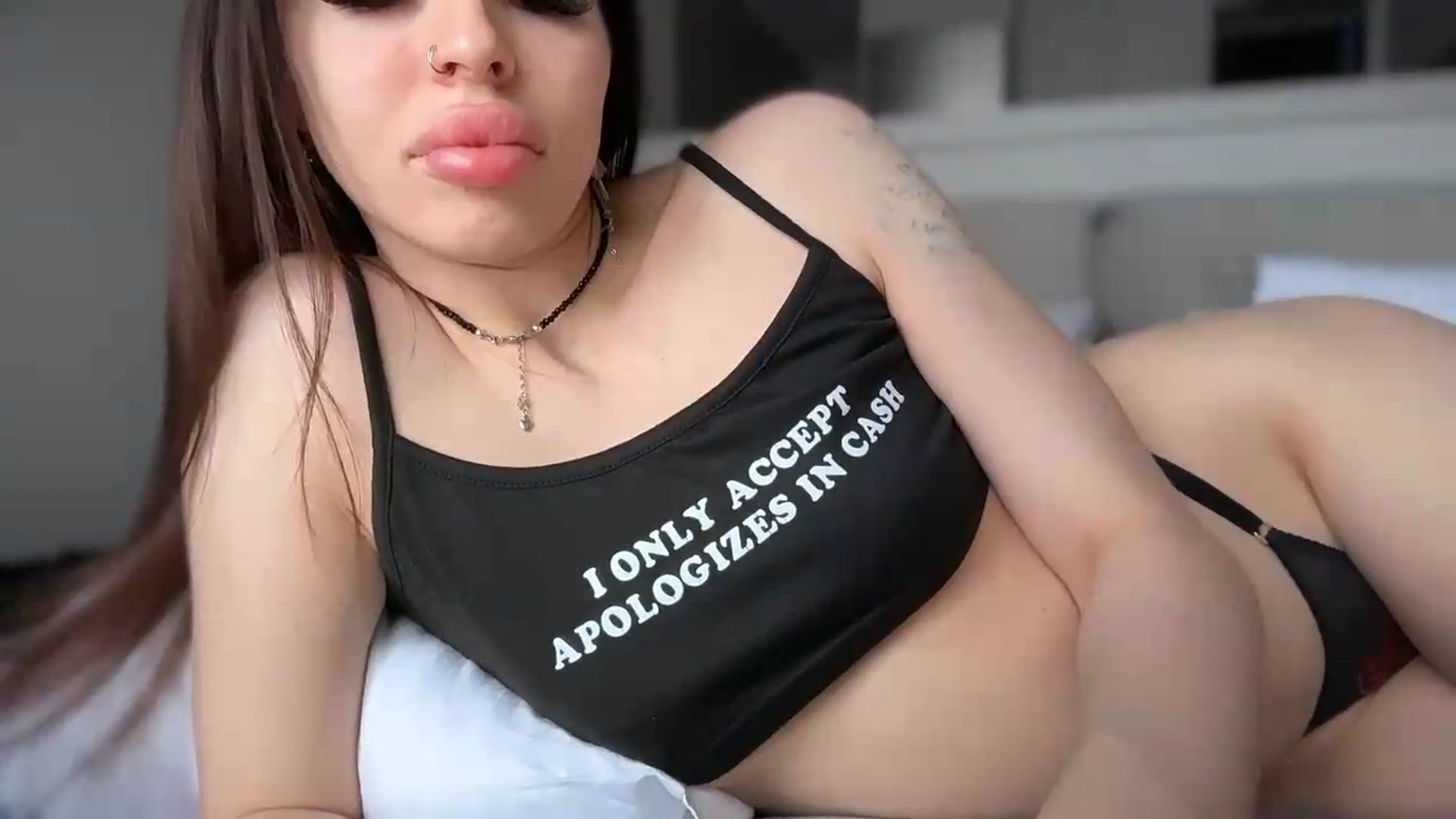 Gallery image thumbnail from UGLYGIRL_'s myfreecams stream on, 05/24/2026, 09:13 image 13 of 20