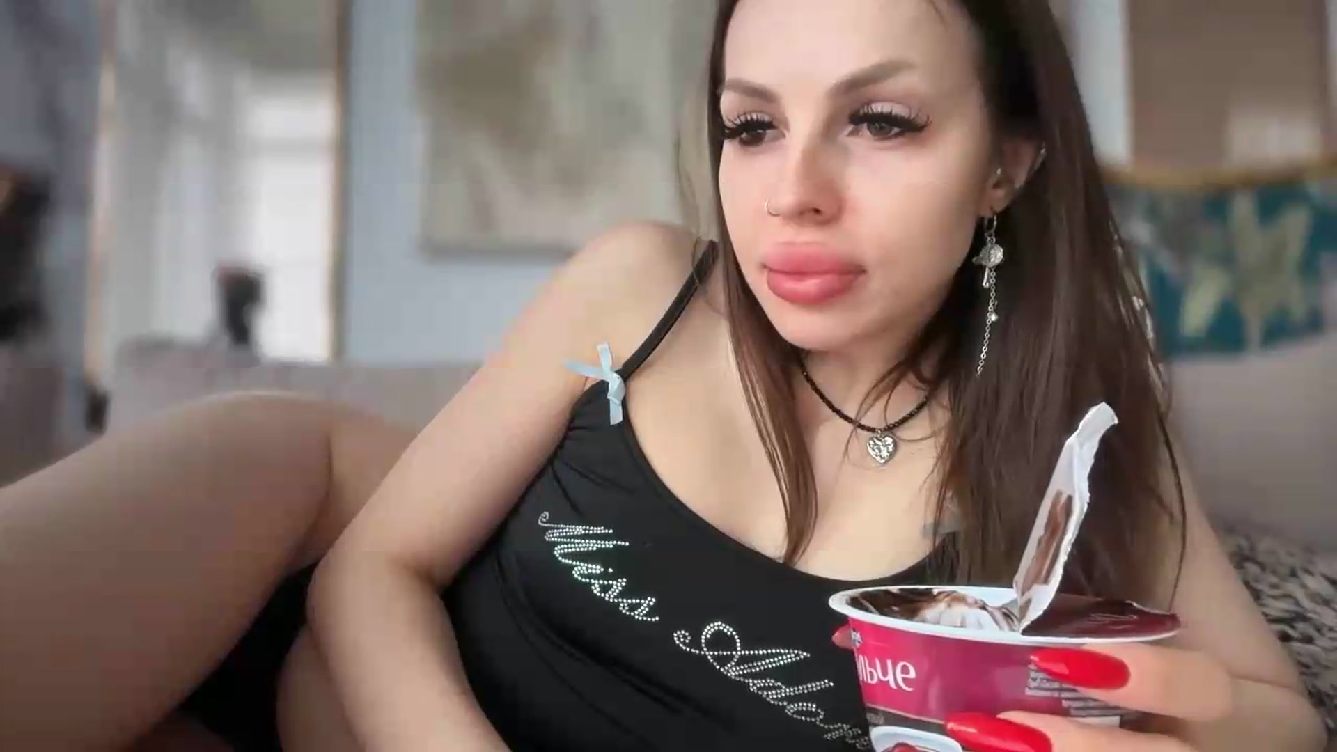 Gallery image thumbnail from UGLYGIRL_'s myfreecams stream on, 05/26/2026, 07:32 image 5 of 20