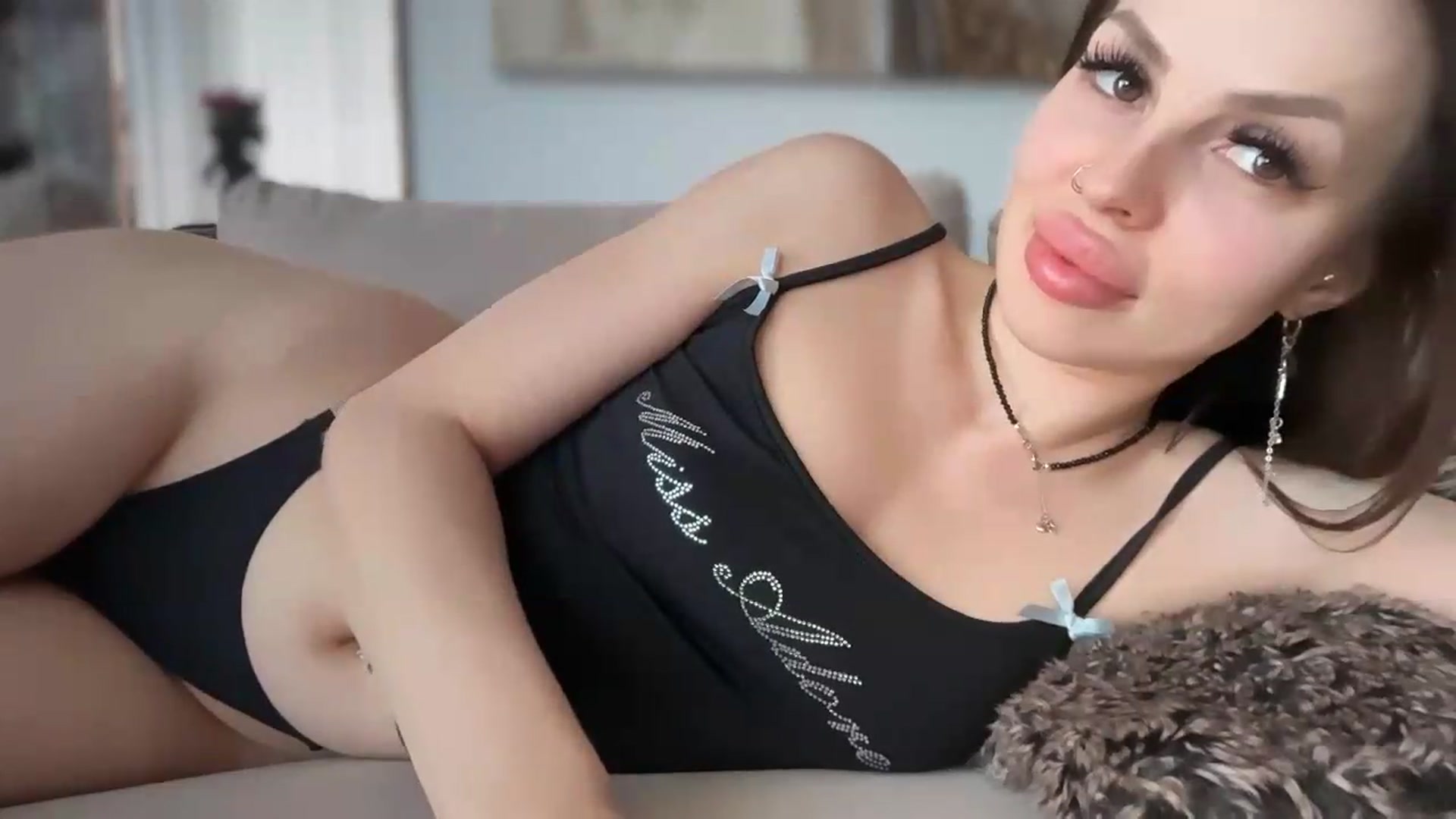 Gallery image thumbnail from UGLYGIRL_'s myfreecams stream on, 05/26/2026, 14:39 image 9 of 20