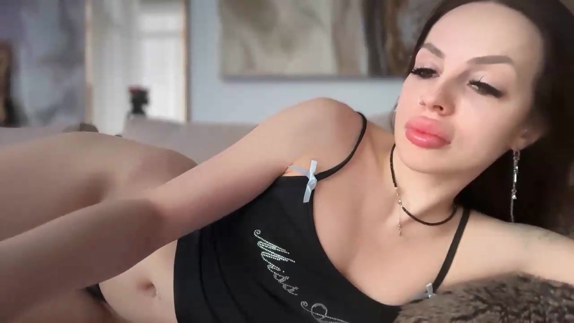 Gallery image thumbnail from UGLYGIRL_'s myfreecams stream on, 05/30/2026, 07:02 image 10 of 20