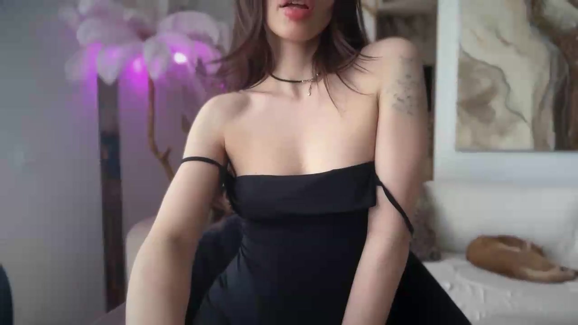 Gallery image thumbnail from UGLYGIRL_'s myfreecams stream on, 06/02/2026, 16:08 image 5 of 20