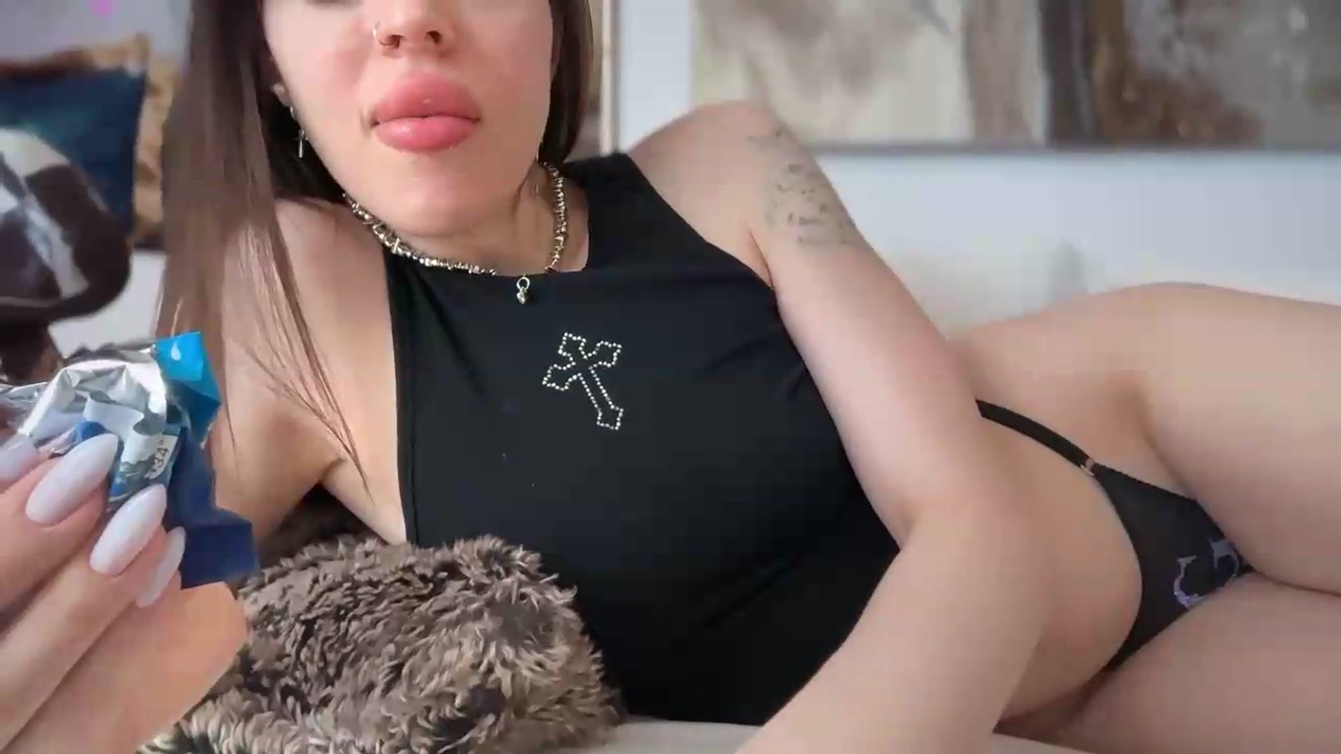 Gallery image thumbnail from UGLYGIRL_'s myfreecams stream on, 06/22/2026, 07:05 image 11 of 20