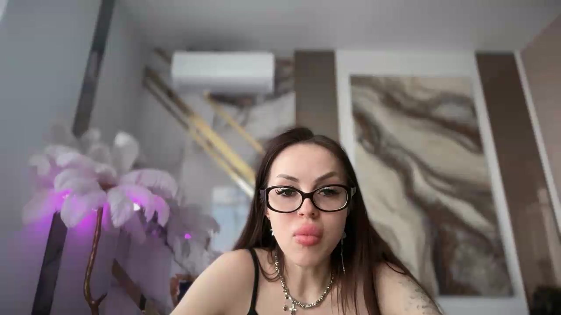 Gallery image thumbnail from UGLYGIRL_'s myfreecams stream on, 06/25/2026, 13:05 image 15 of 20