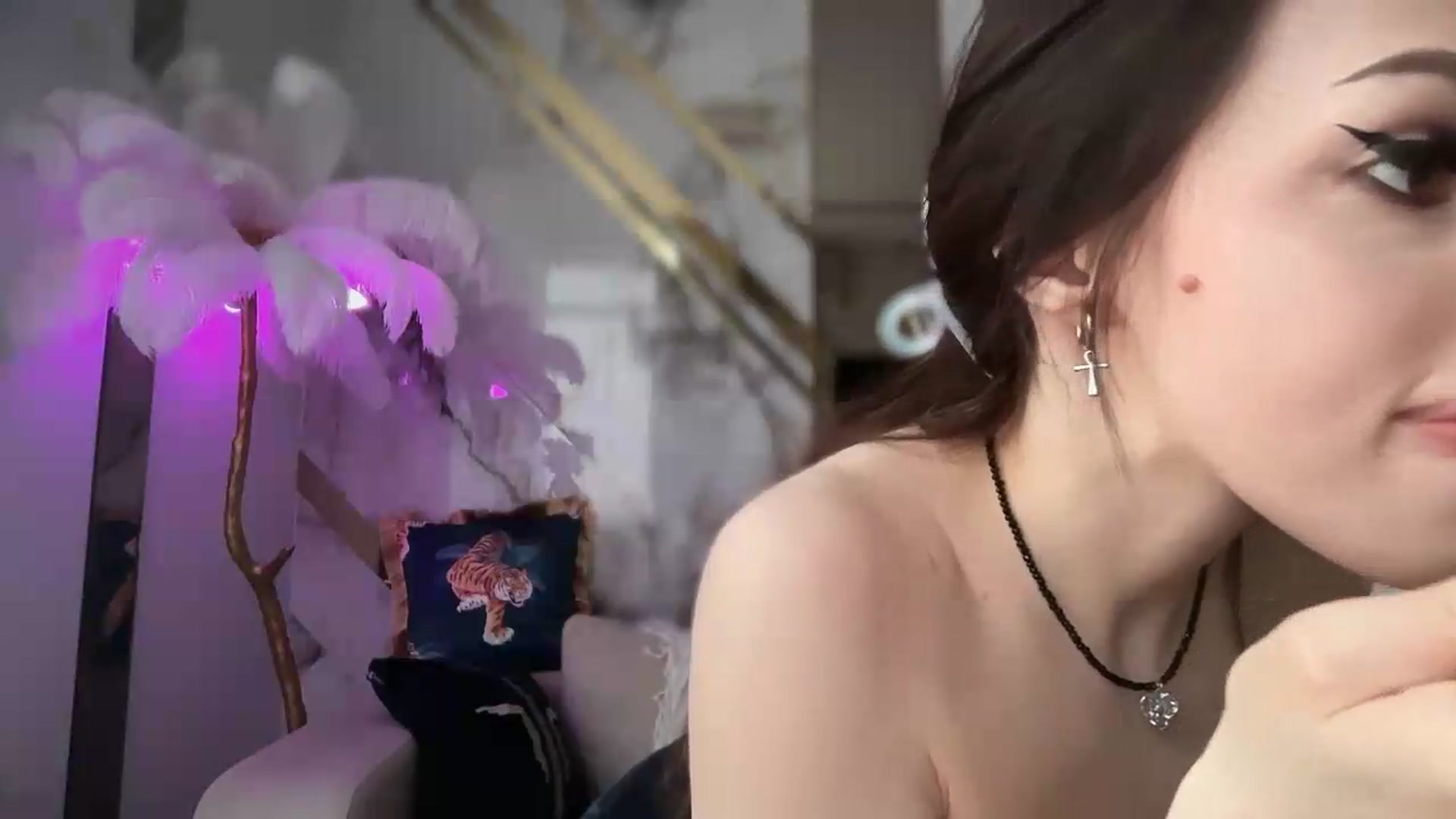 Gallery image thumbnail from UGLYGIRL_'s myfreecams stream on, 06/28/2026, 16:10 image 17 of 20
