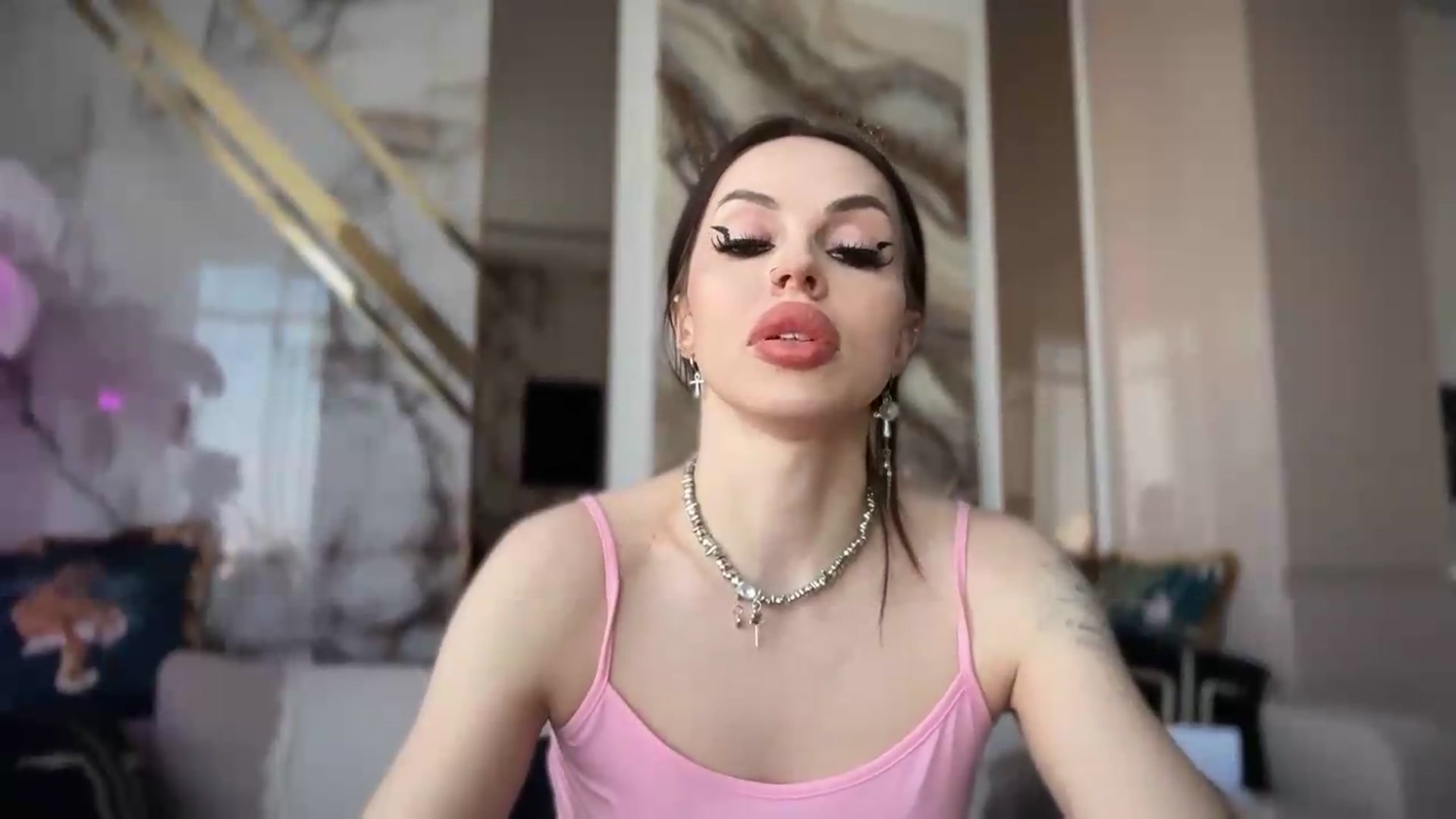 Gallery image thumbnail from UGLYGIRL_'s myfreecams stream on, 06/30/2026, 13:49 image 5 of 20