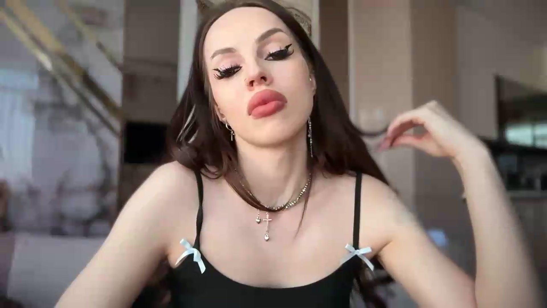 Gallery image thumbnail from UGLYGIRL_'s myfreecams stream on, 07/06/2026, 16:50 image 18 of 20