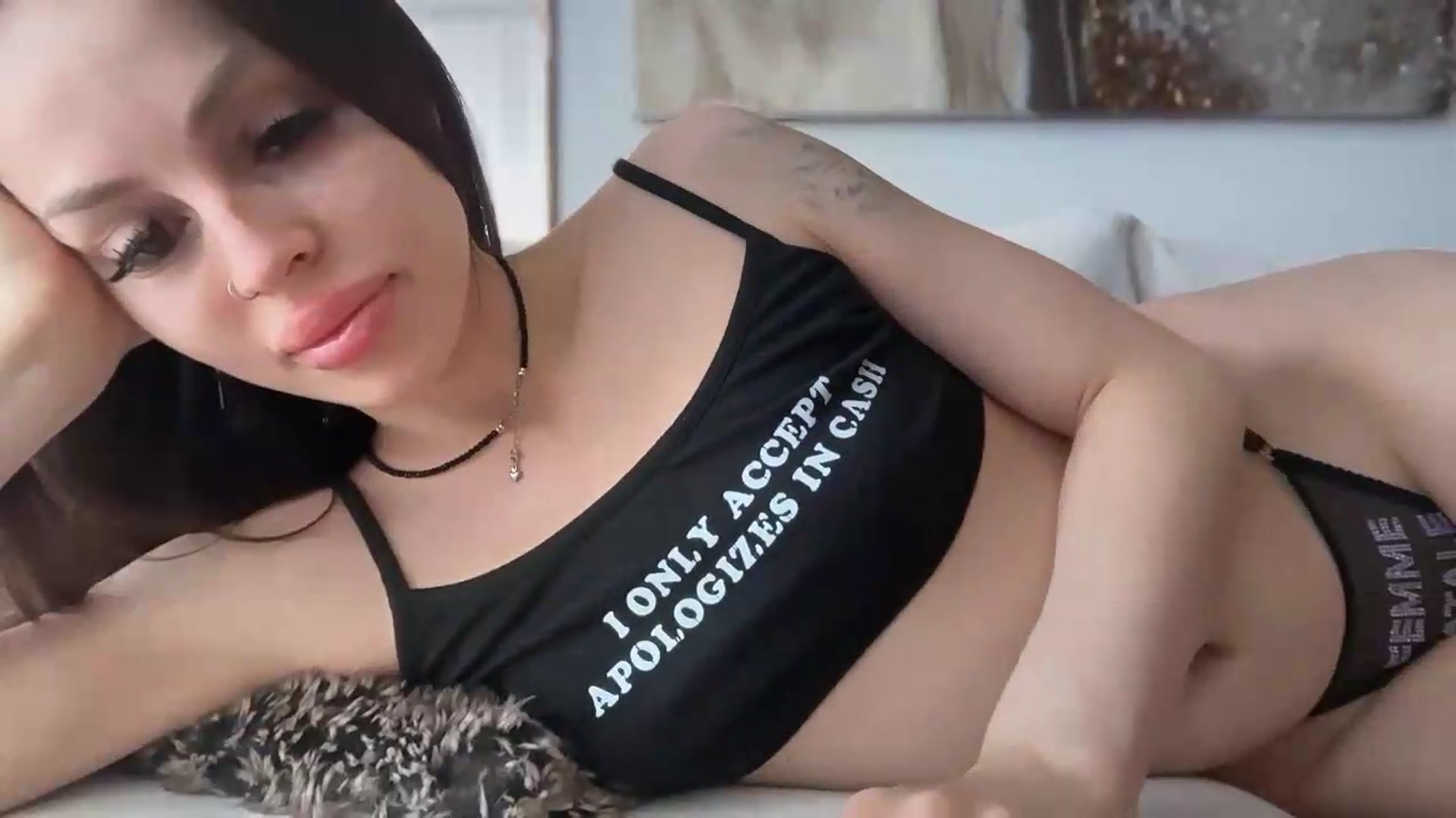 Gallery image thumbnail from UGLYGIRL_'s myfreecams stream on, 08/15/2026, 08:50 image 18 of 20