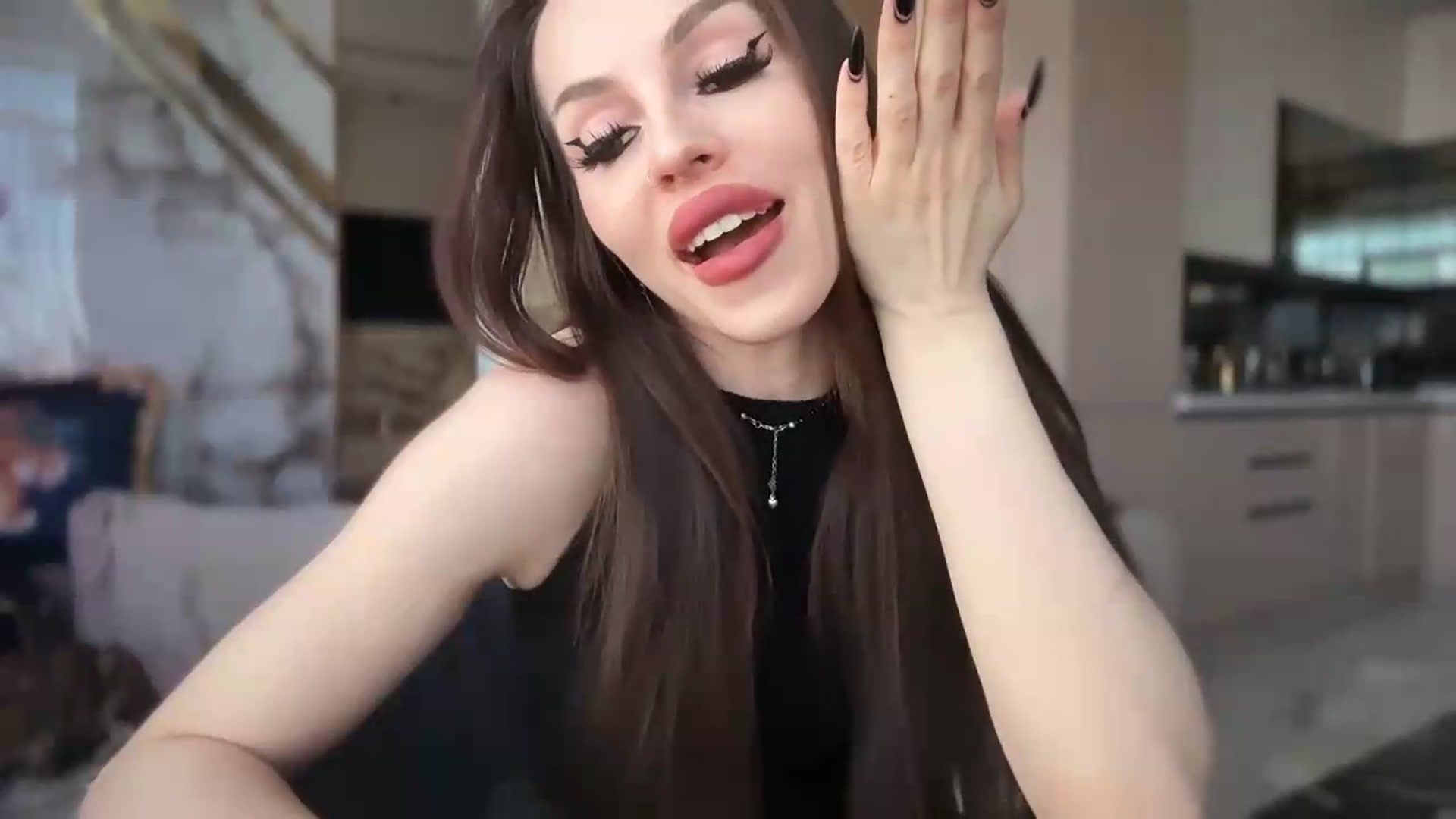 Gallery image thumbnail from UGLYGIRL_'s myfreecams stream on, 08/25/2026, 15:32 image 19 of 20
